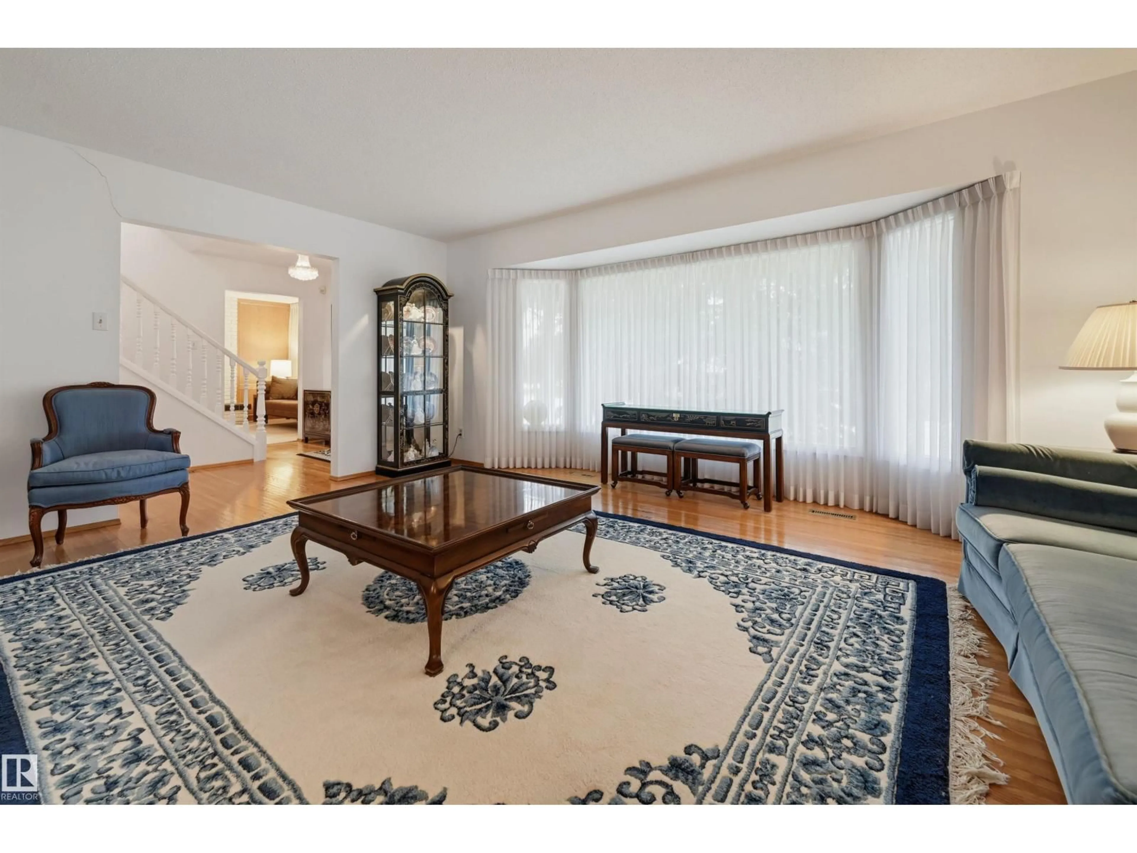 Living room with furniture, unknown for 88 QUESNELL RD, Edmonton Alberta T5R5N2
