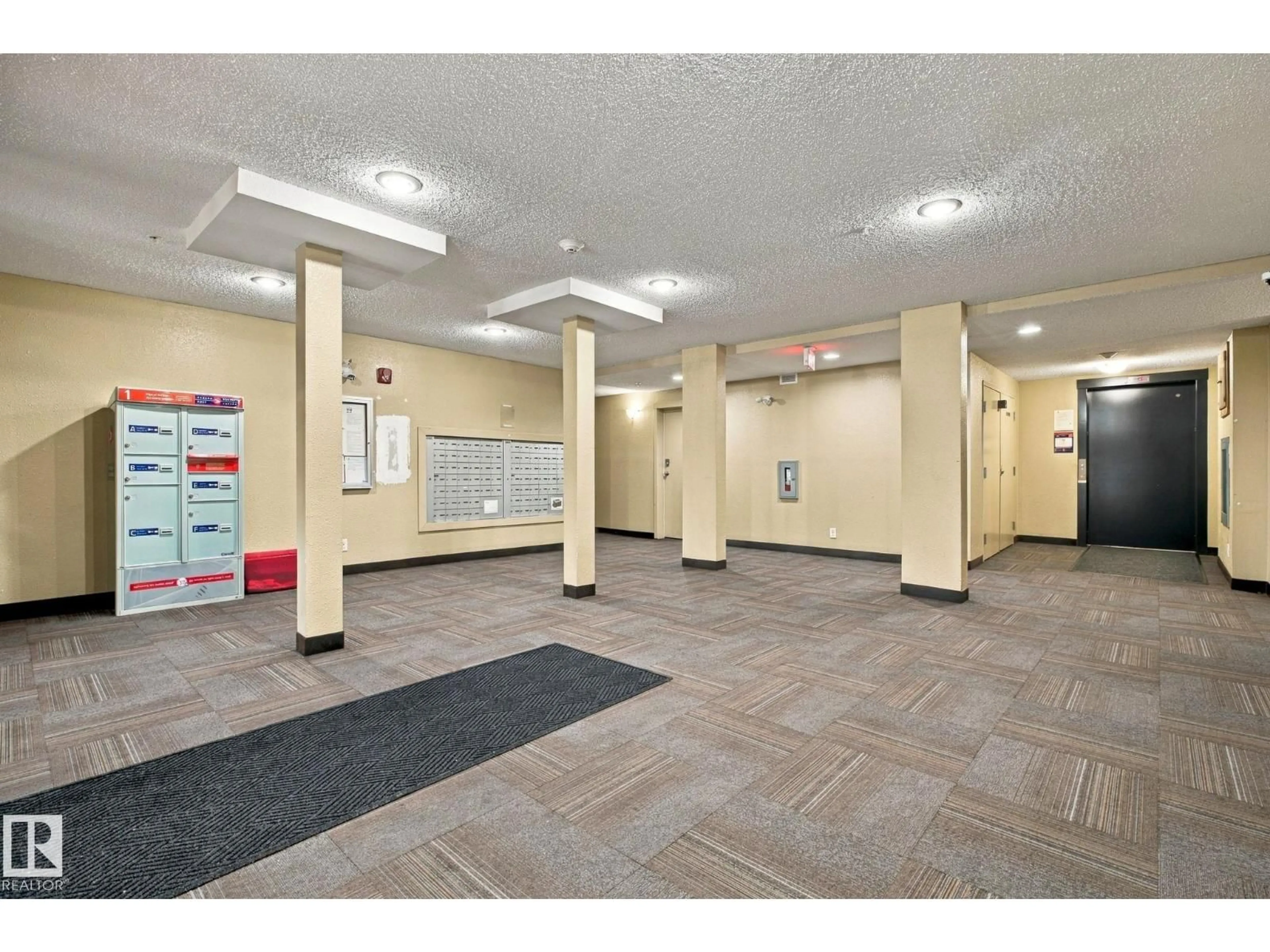 Indoor foyer for 218 WATT BV, Edmonton Alberta T6X1P7