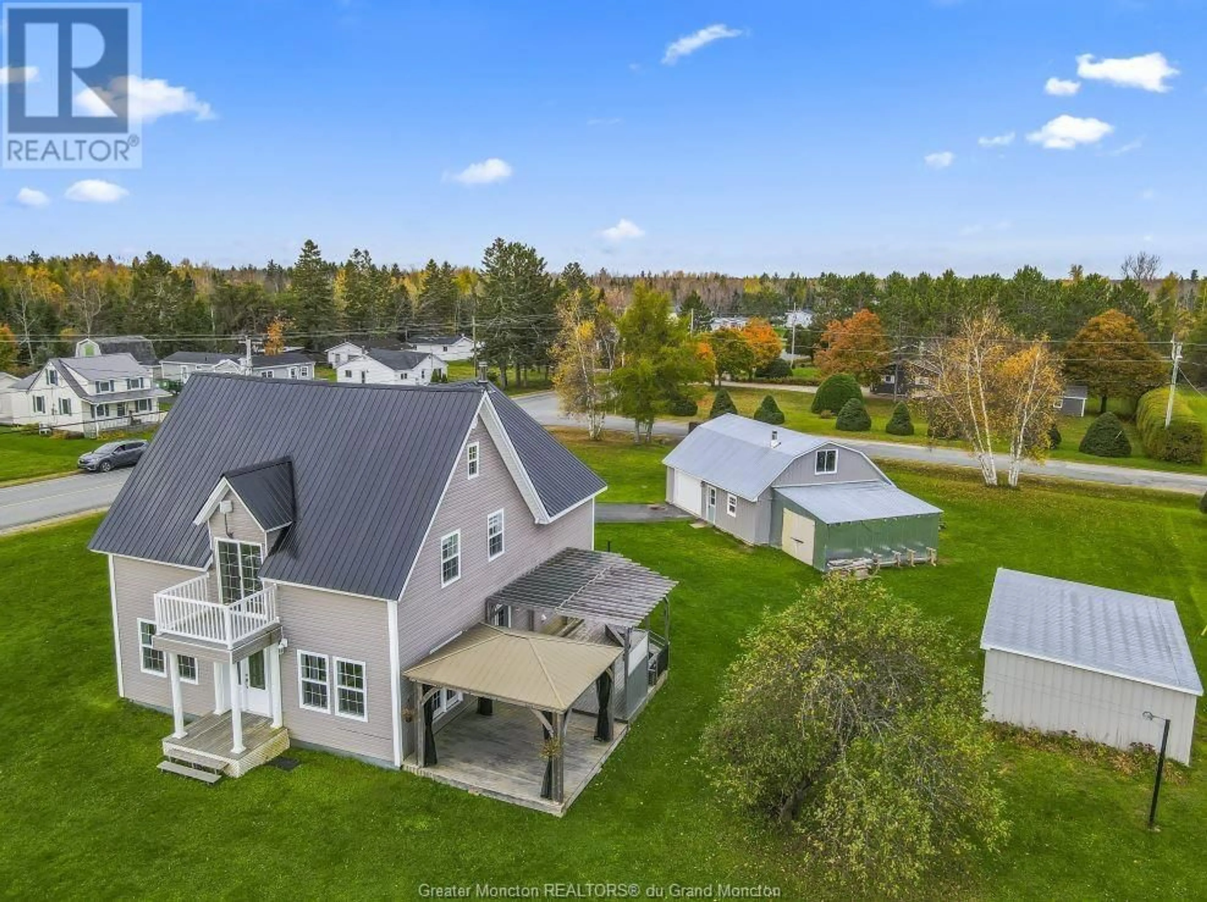 Home with vinyl exterior material for 20 Pleasant ST, Rogersville New Brunswick E4Y1B6