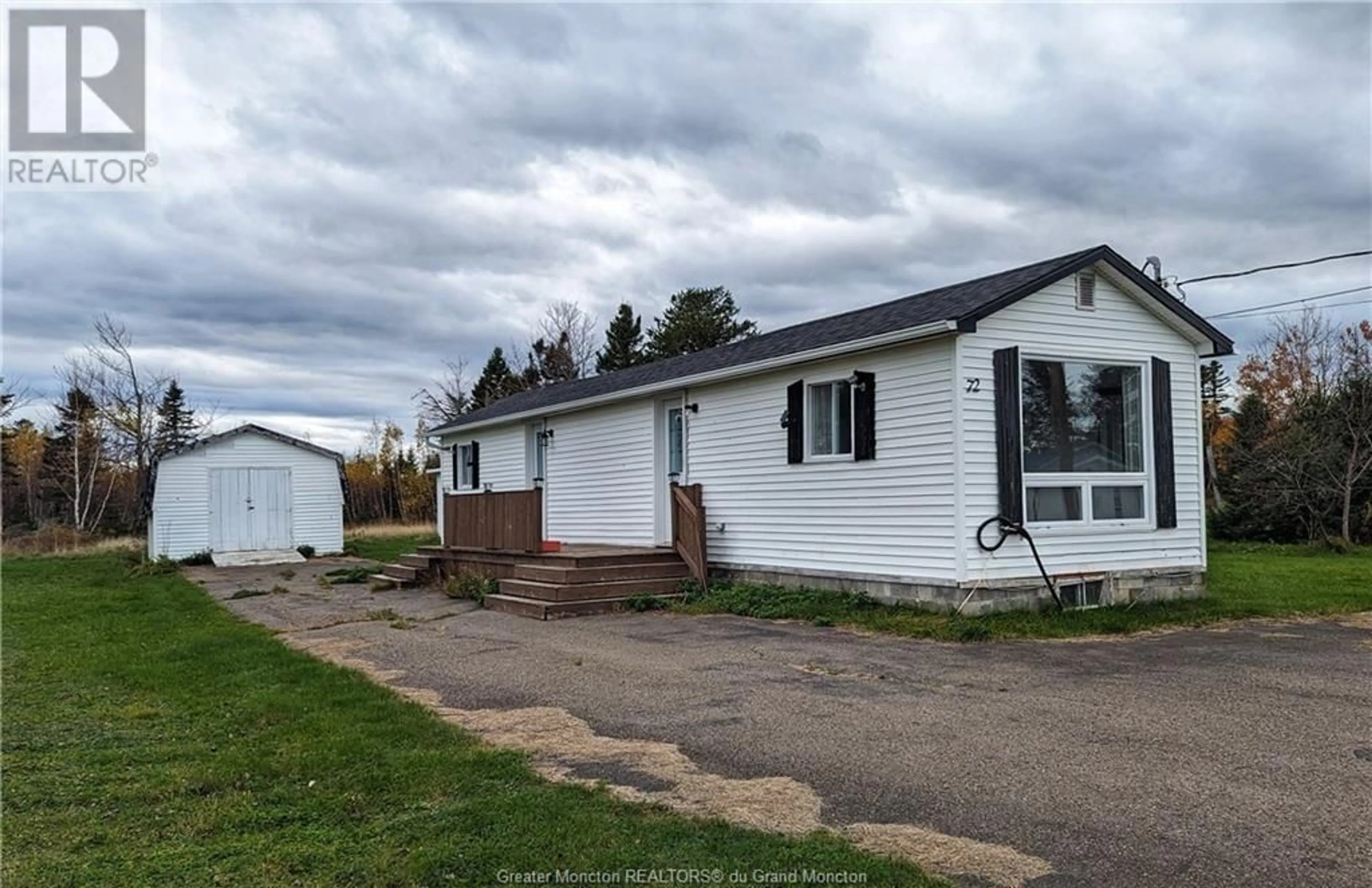 Frontside or backside of a home for 72 Agnee Comeau, Tracadie-Sheila New Brunswick E1X1W8