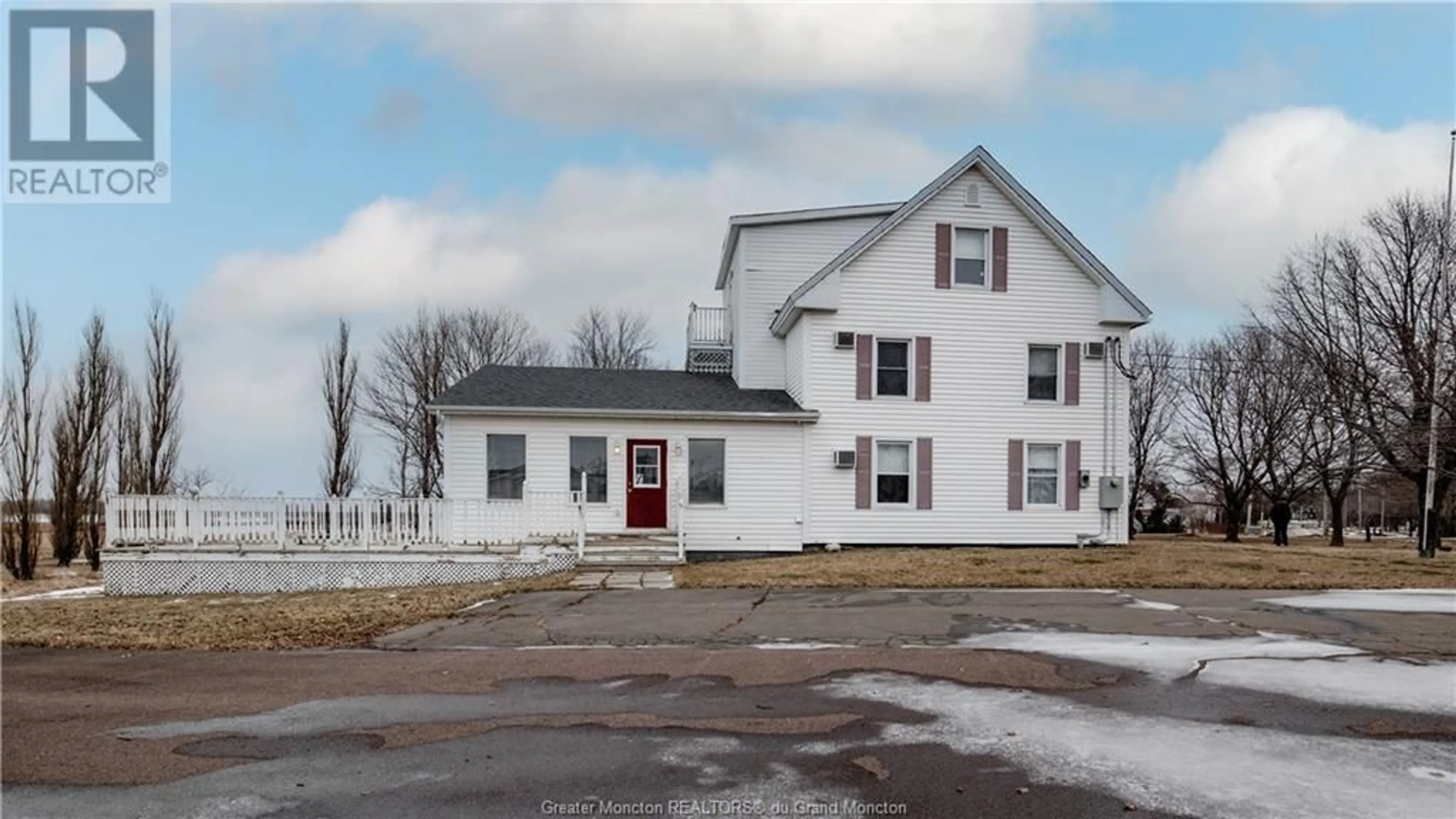 Outside view for 1204 Route 133, Grand-Barachois New Brunswick E4P8C5