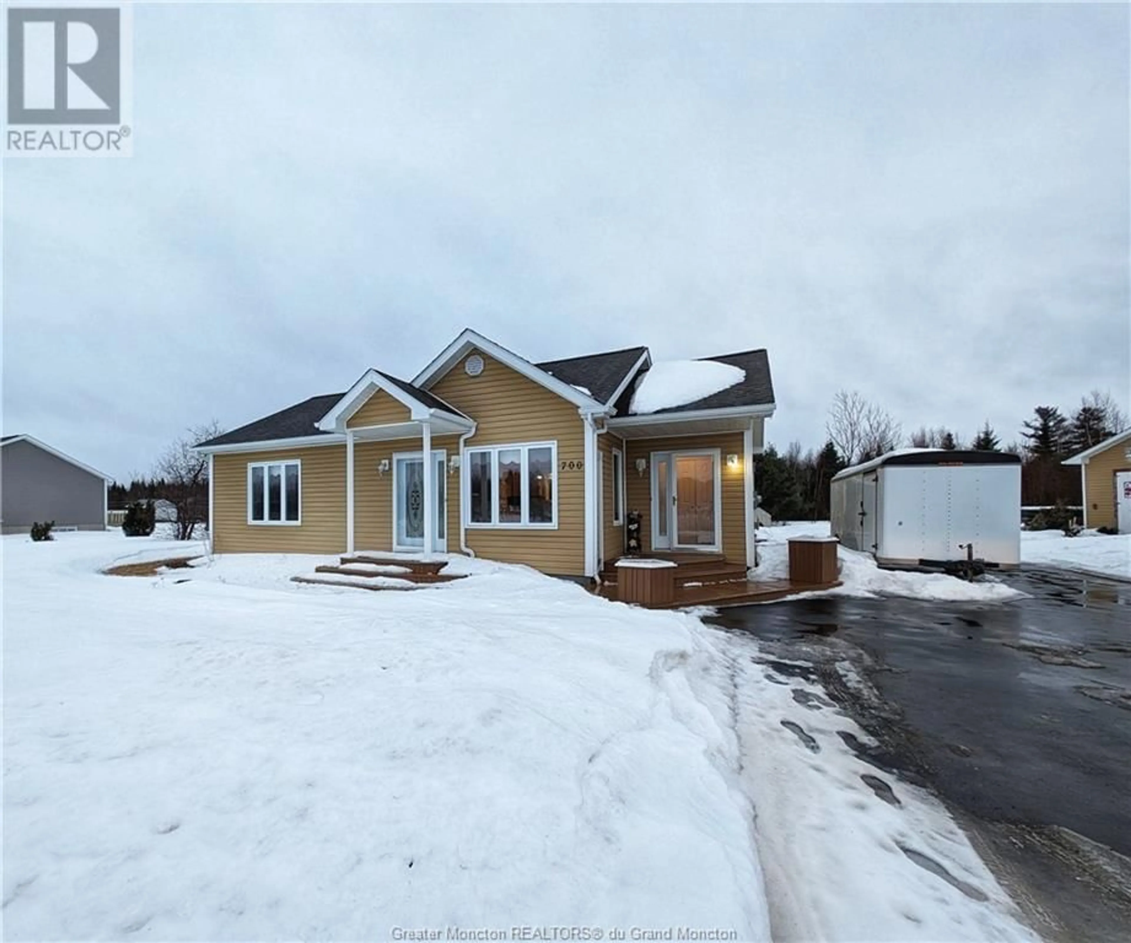 Outside view for 700 Isabelle, Canton des Basques New Brunswick E1X2J1
