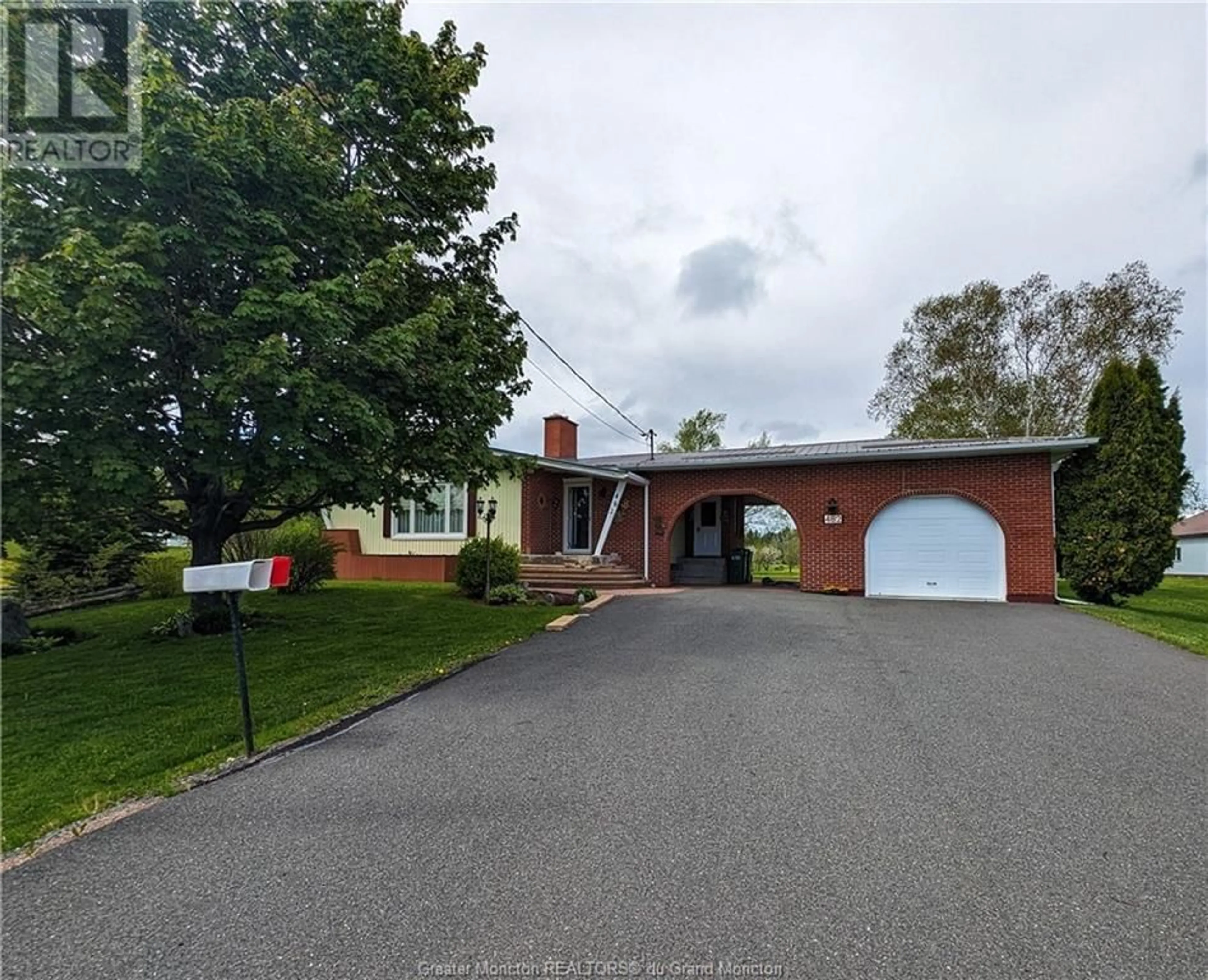 Home with brick exterior material for 482 Tilley RD, Tilley Road New Brunswick E8M1R4