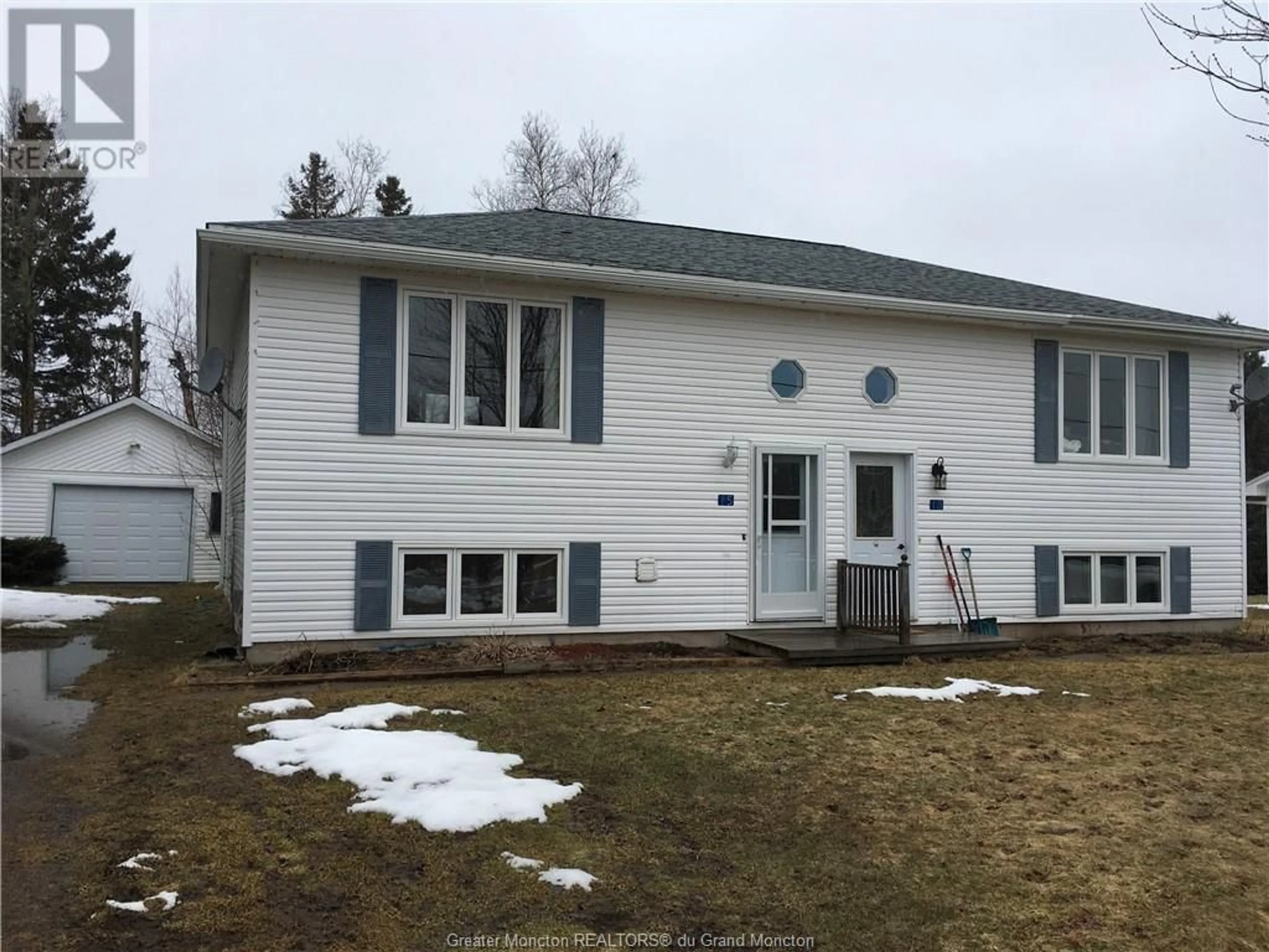 Frontside or backside of a home for 15 Tiffany AVE, Bouctouche New Brunswick E4S3X2