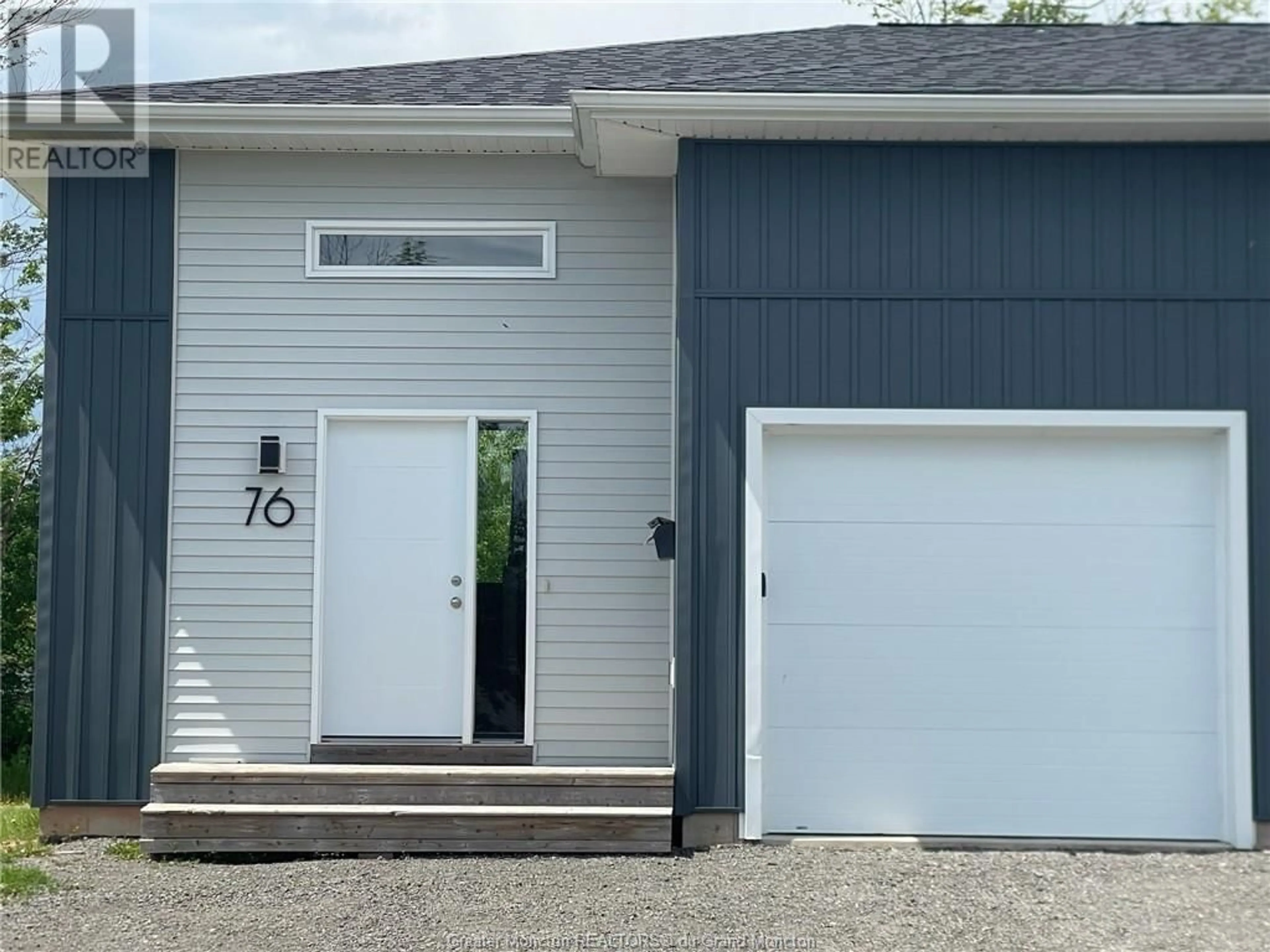 Indoor garage for 76 Jordan CRES, Moncton New Brunswick E1C0S7