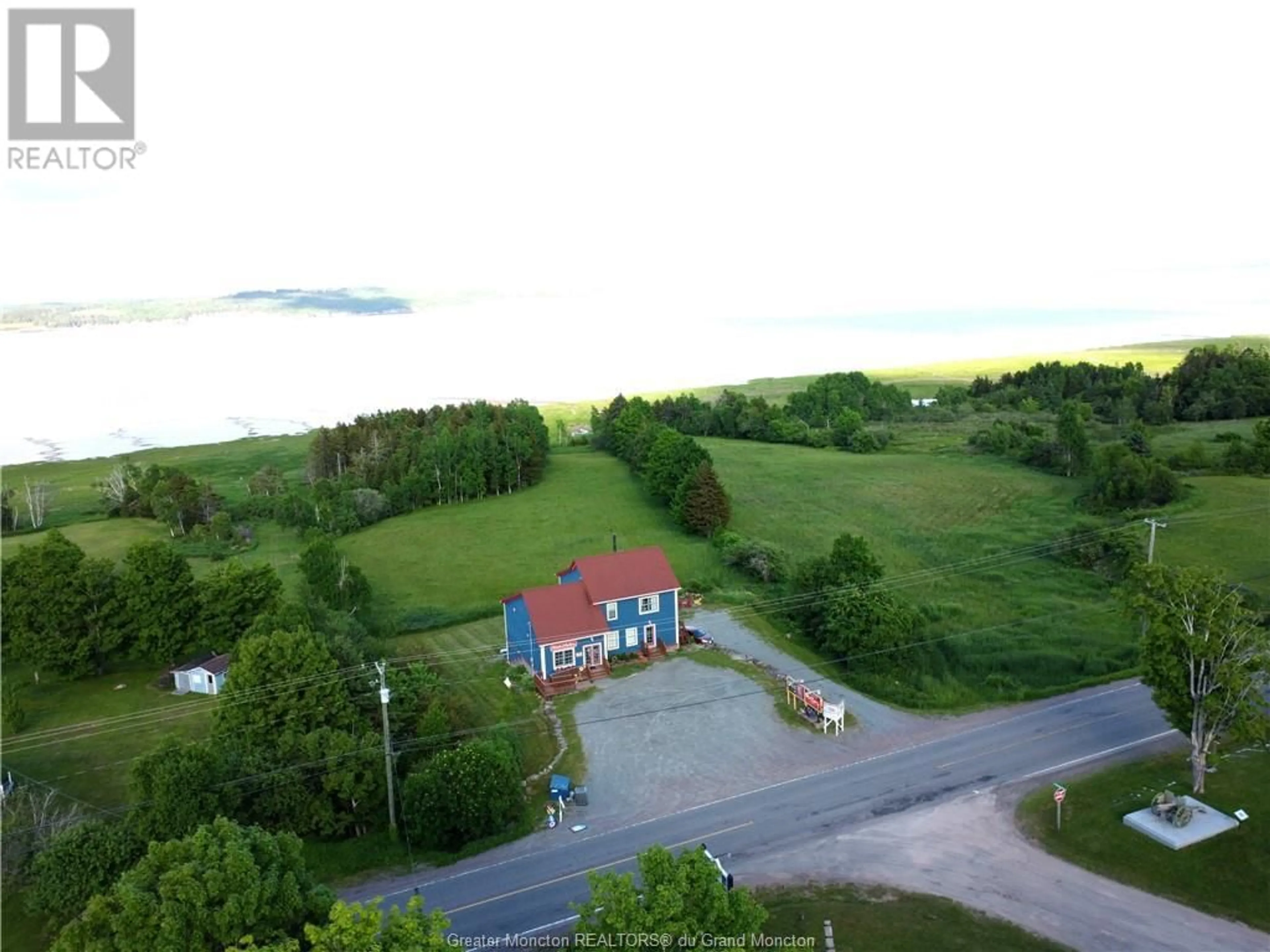 A pic from exterior of the house or condo, cottage for 3923 Route 114, Hopewell Cape New Brunswick E4H3J2