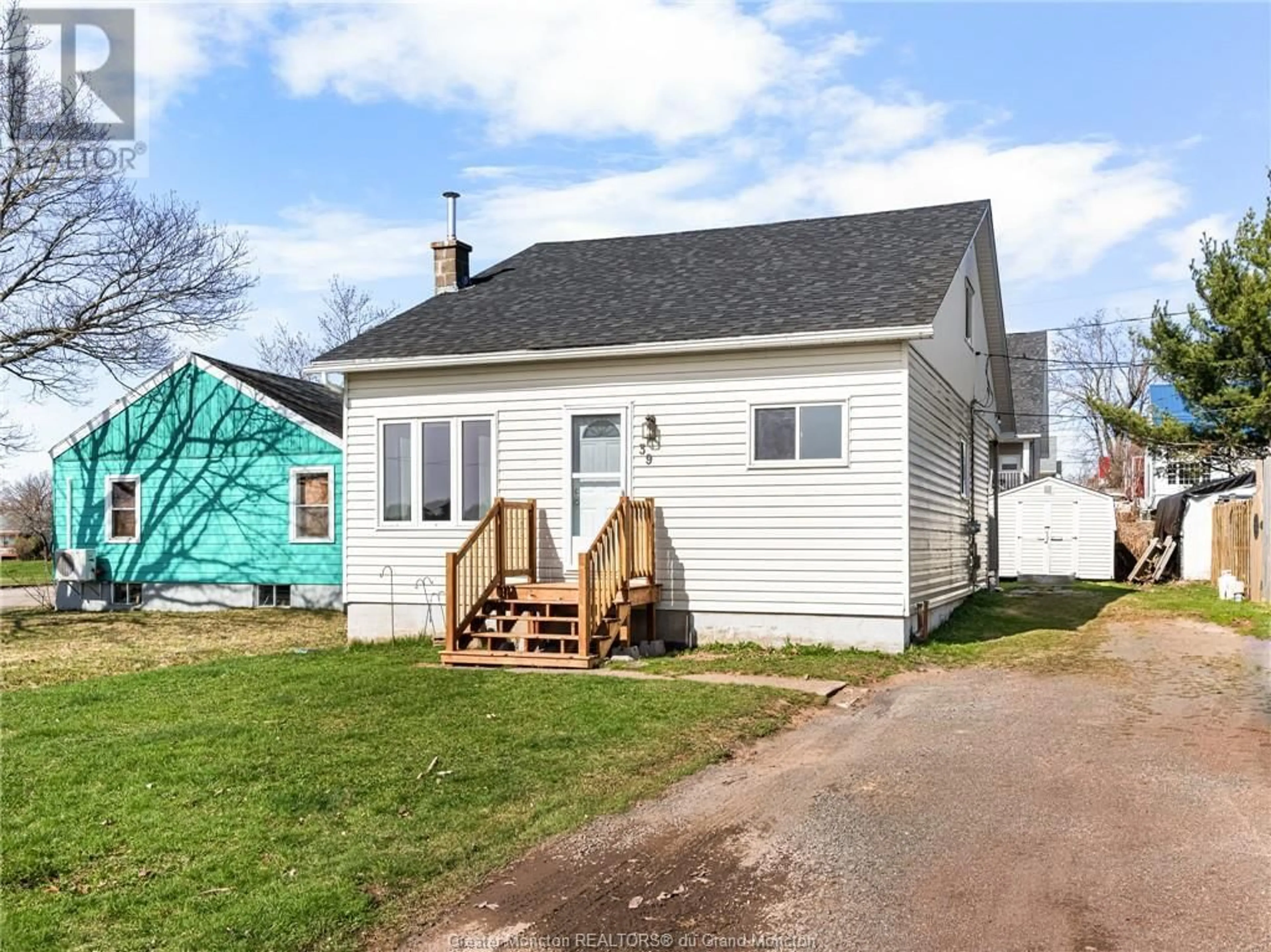 Frontside or backside of a home for 39 Appleton ST, Dieppe New Brunswick E1A2H3