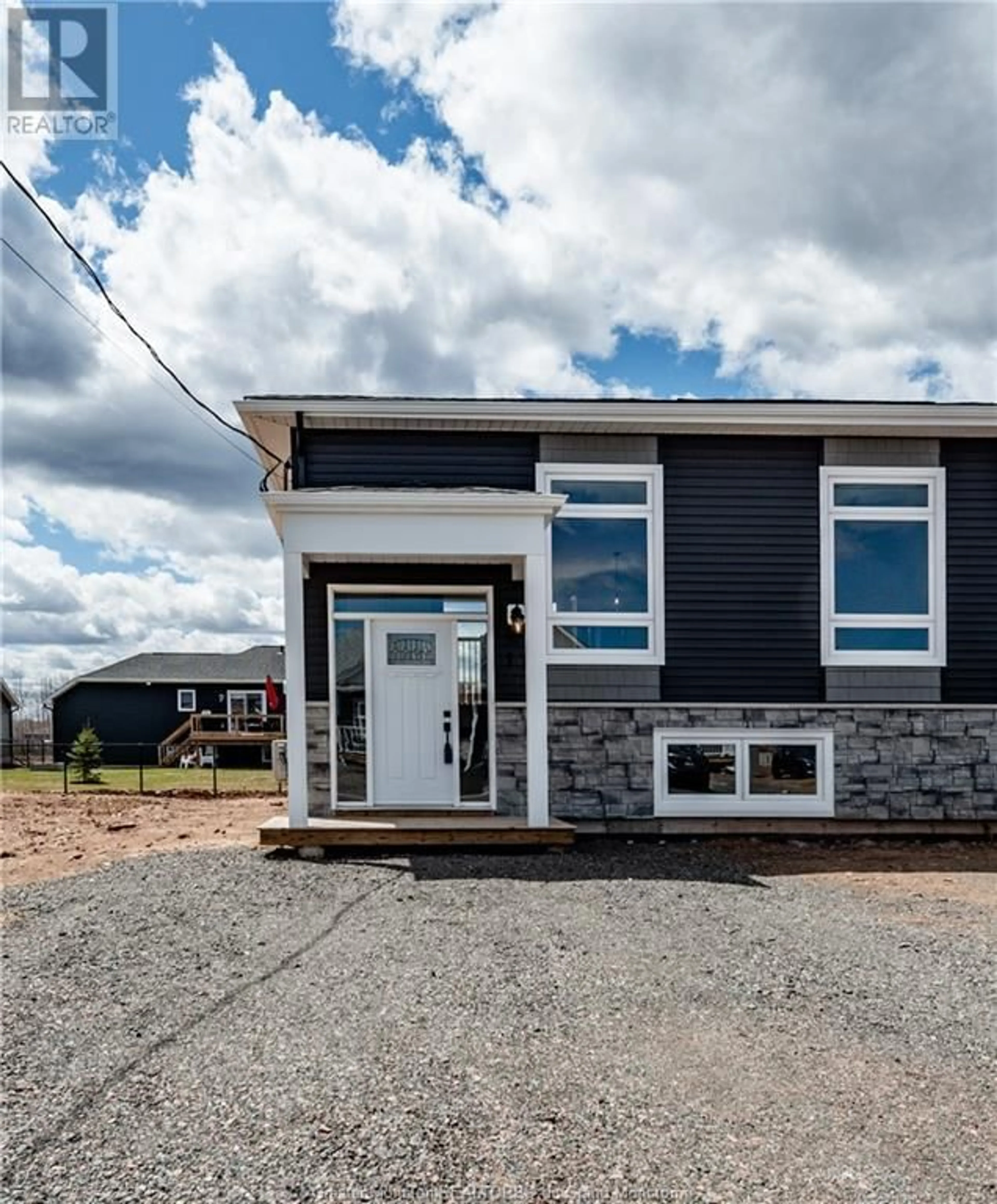 Frontside or backside of a home for 17 Mia ST, Shediac New Brunswick E4P0Z8
