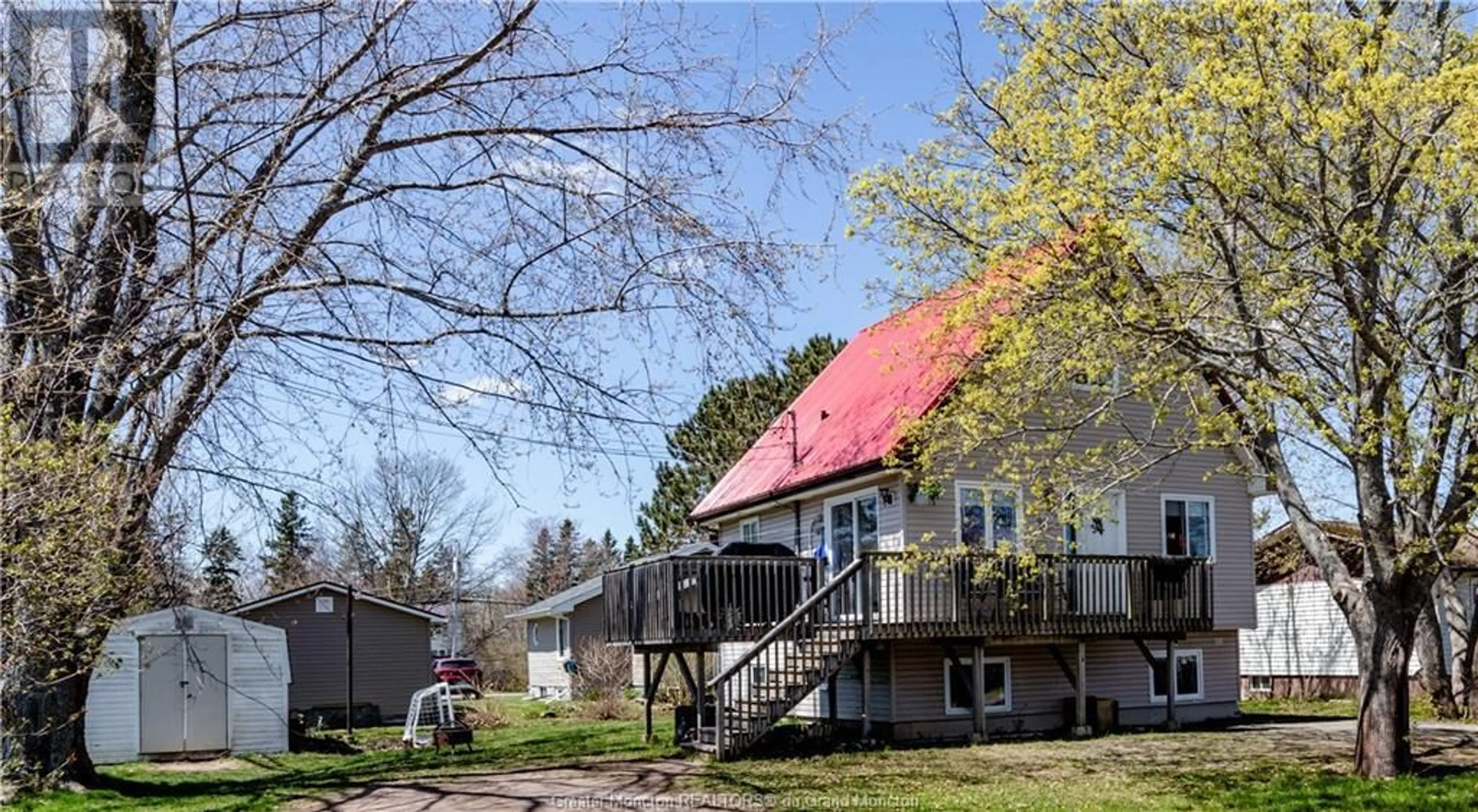 Cottage for 91 Winter ST, Shediac New Brunswick E4P2Y1
