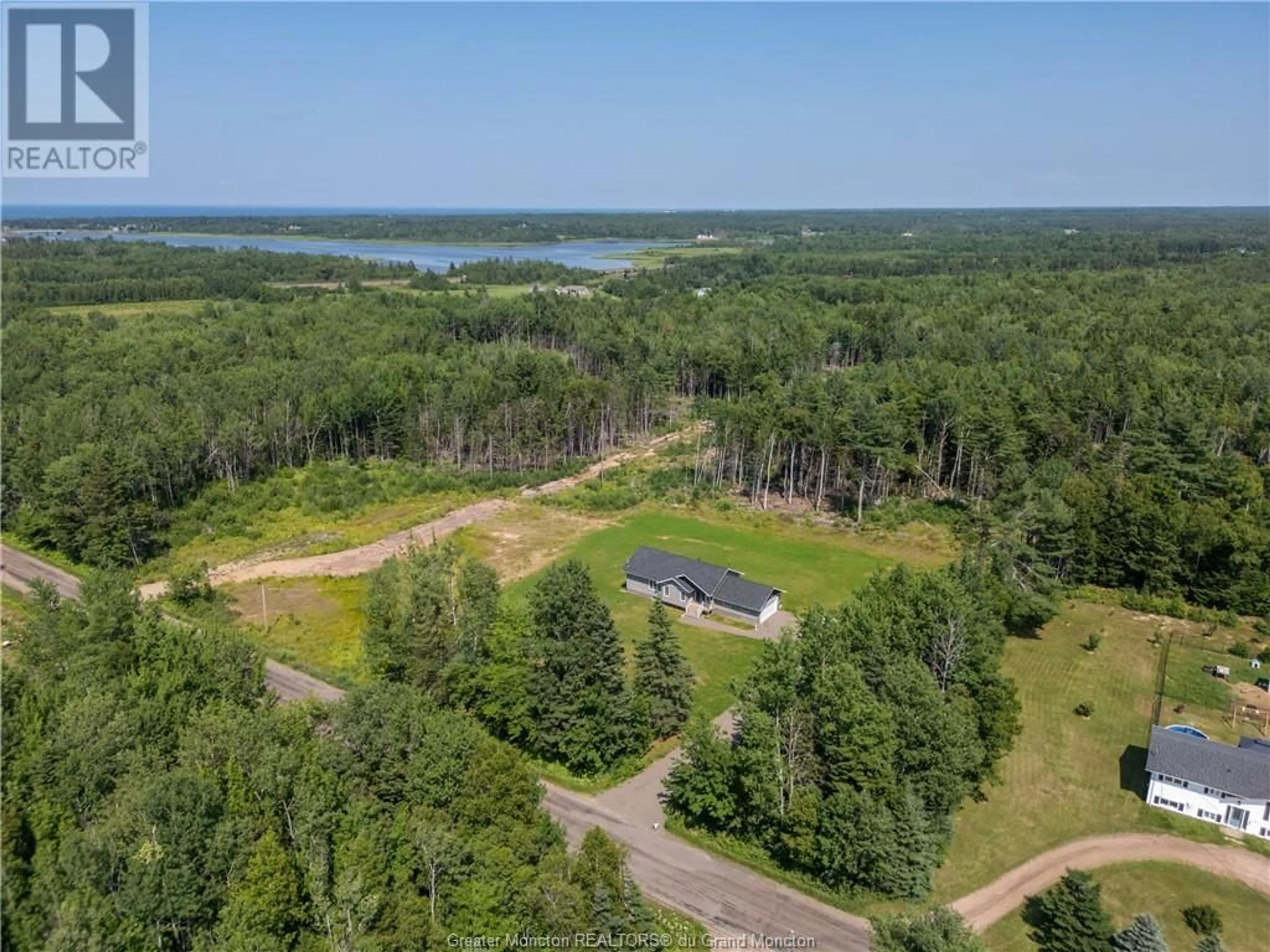 Lakeview for 361 Kinnear RD, Beaubassin East New Brunswick E4P7R2