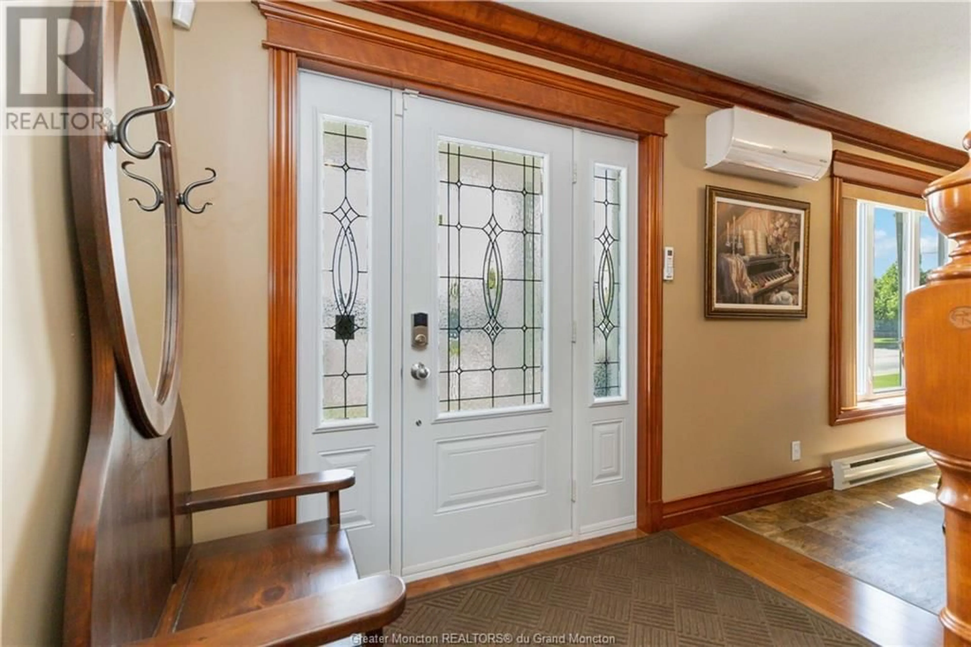 Indoor entryway, wood floors for 380 Front Street, Grand Falls New Brunswick E3Z2S6