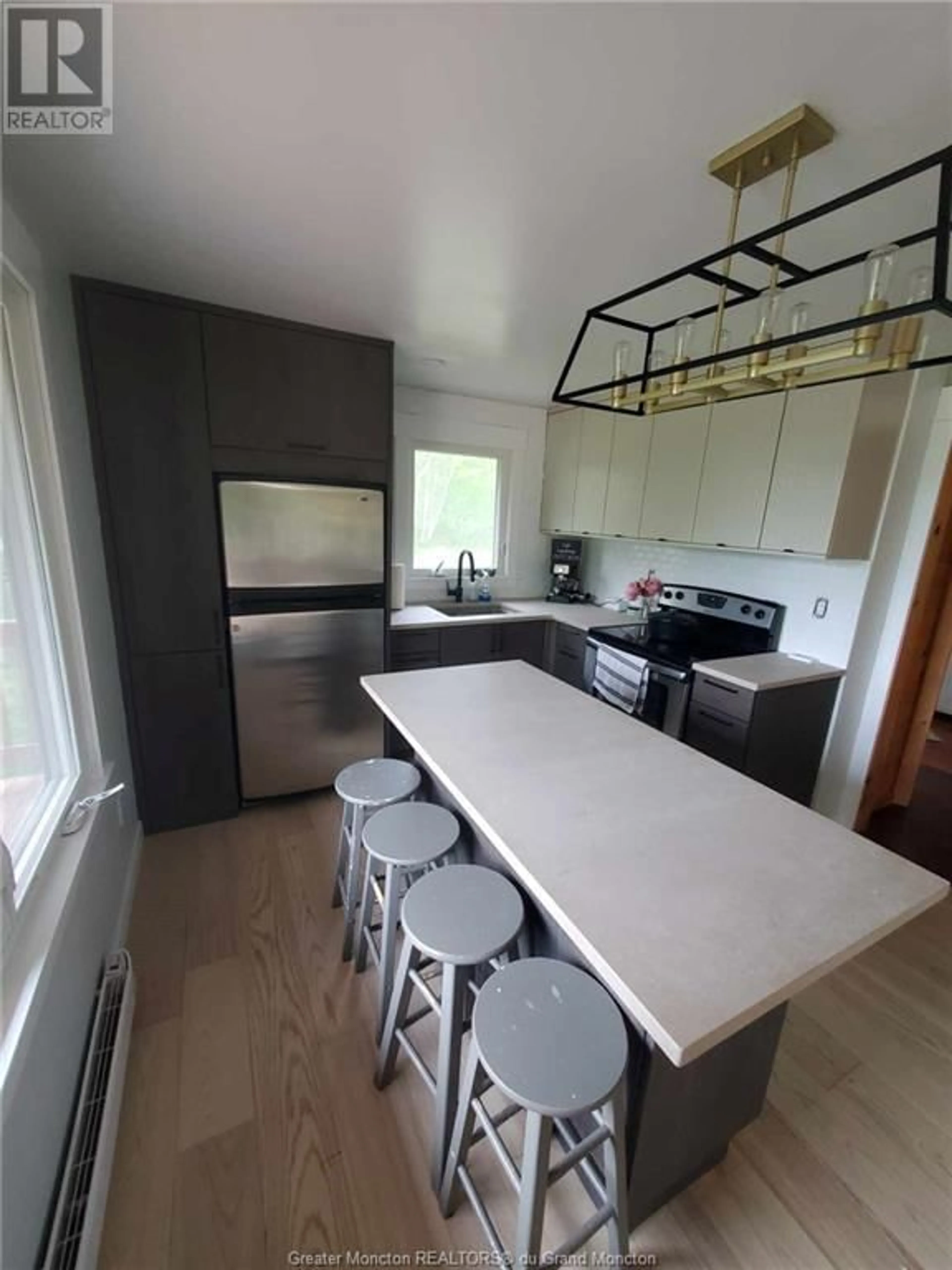 Contemporary kitchen for 11 Young LANE, Bass River New Brunswick E4T1B1