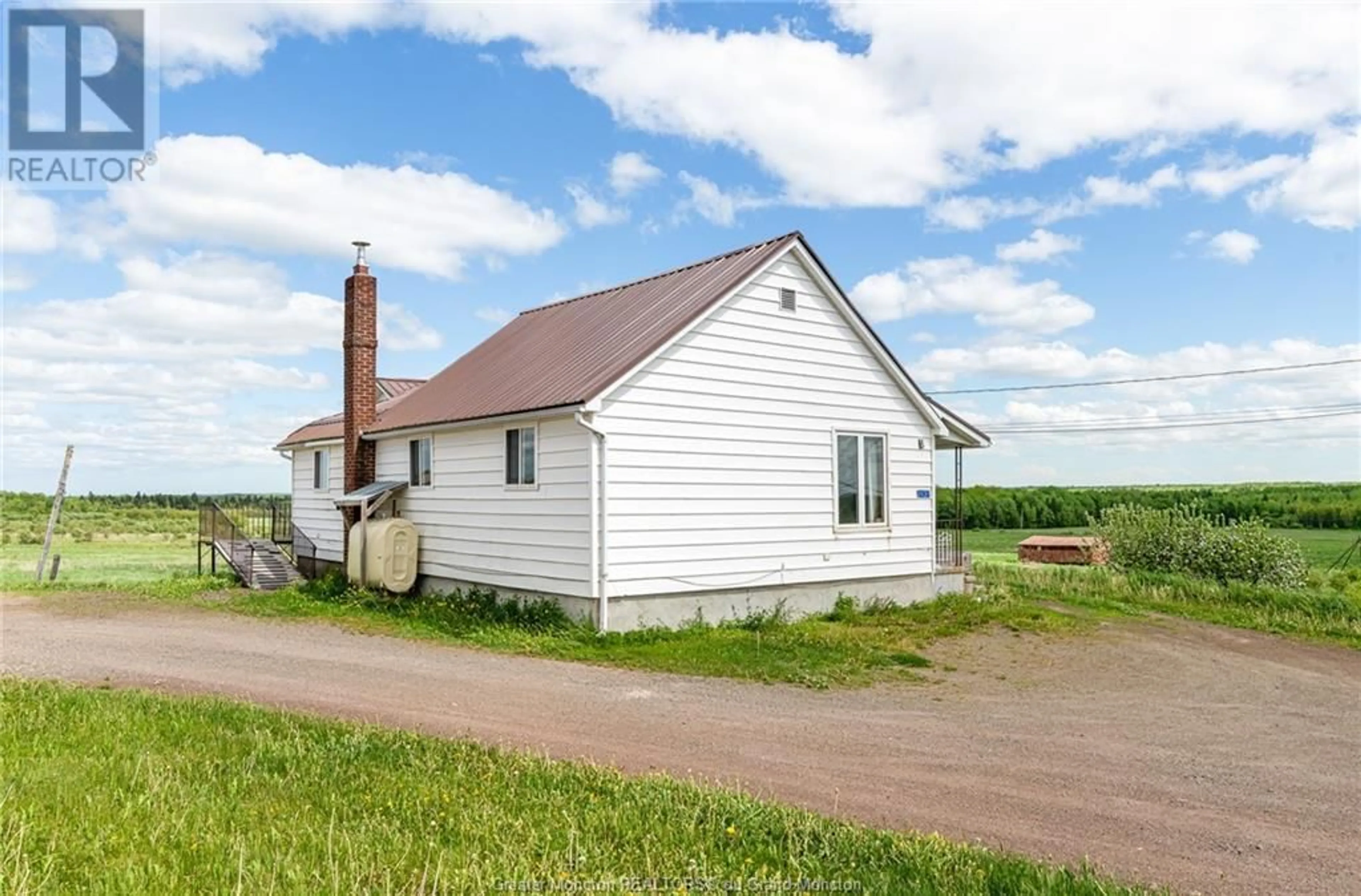 Cottage for 2437 Route 115, Irishtown New Brunswick E1H2L9