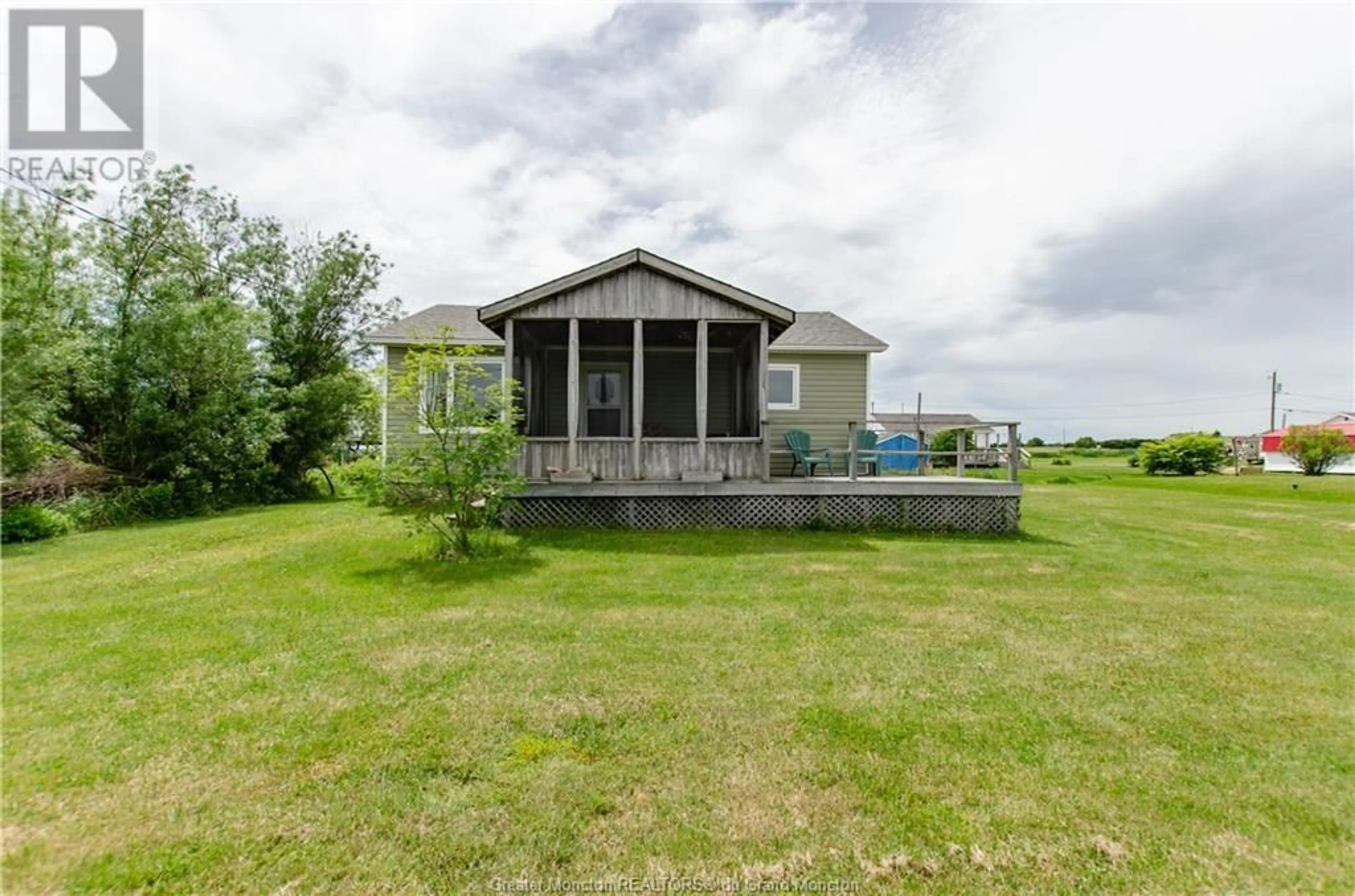 Cottage for 80 Emmanuel RD, Grande-Digue New Brunswick E4R4J6