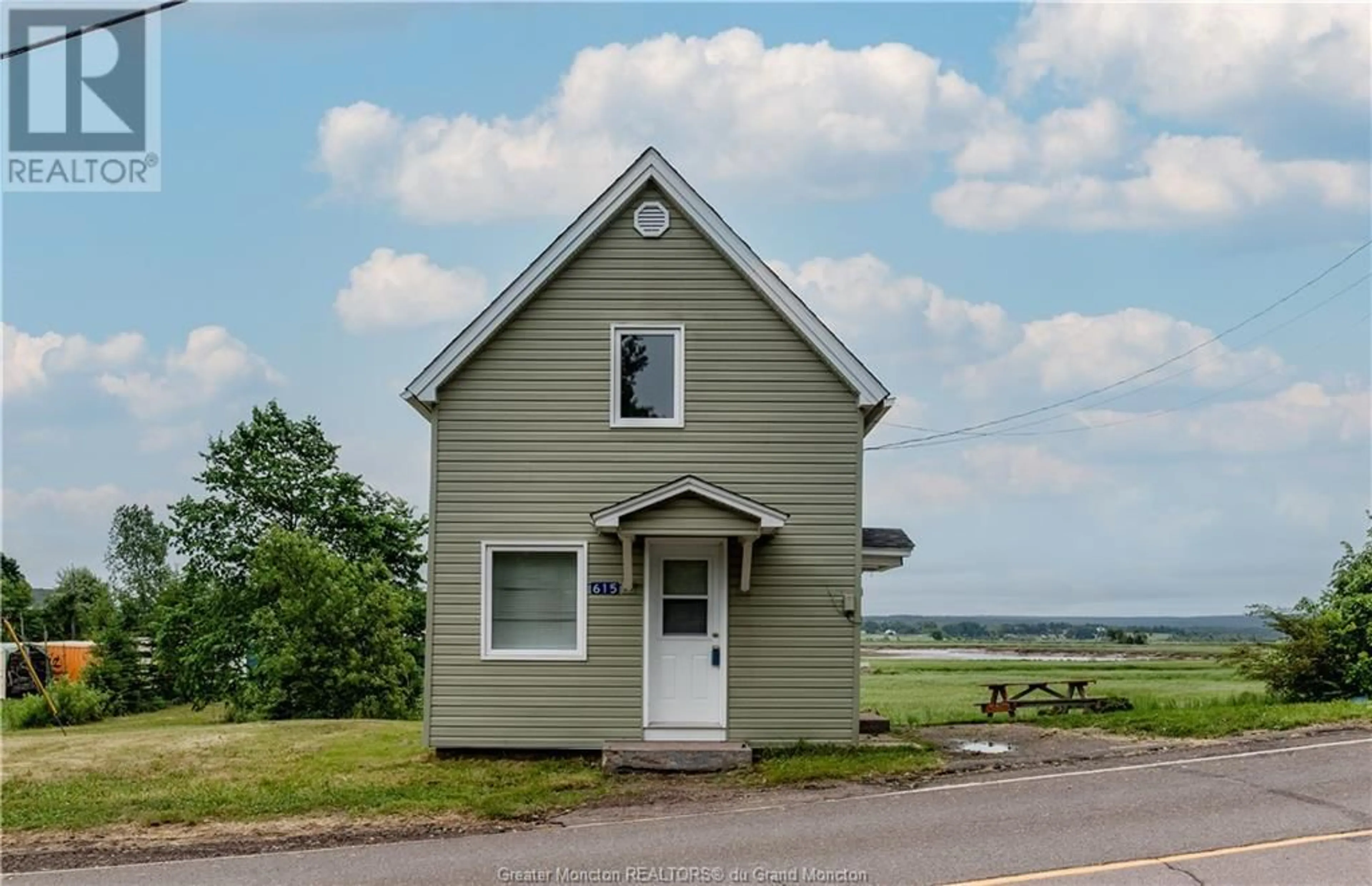 Cottage for 615 Centrale, Memramcook New Brunswick E4K3S9