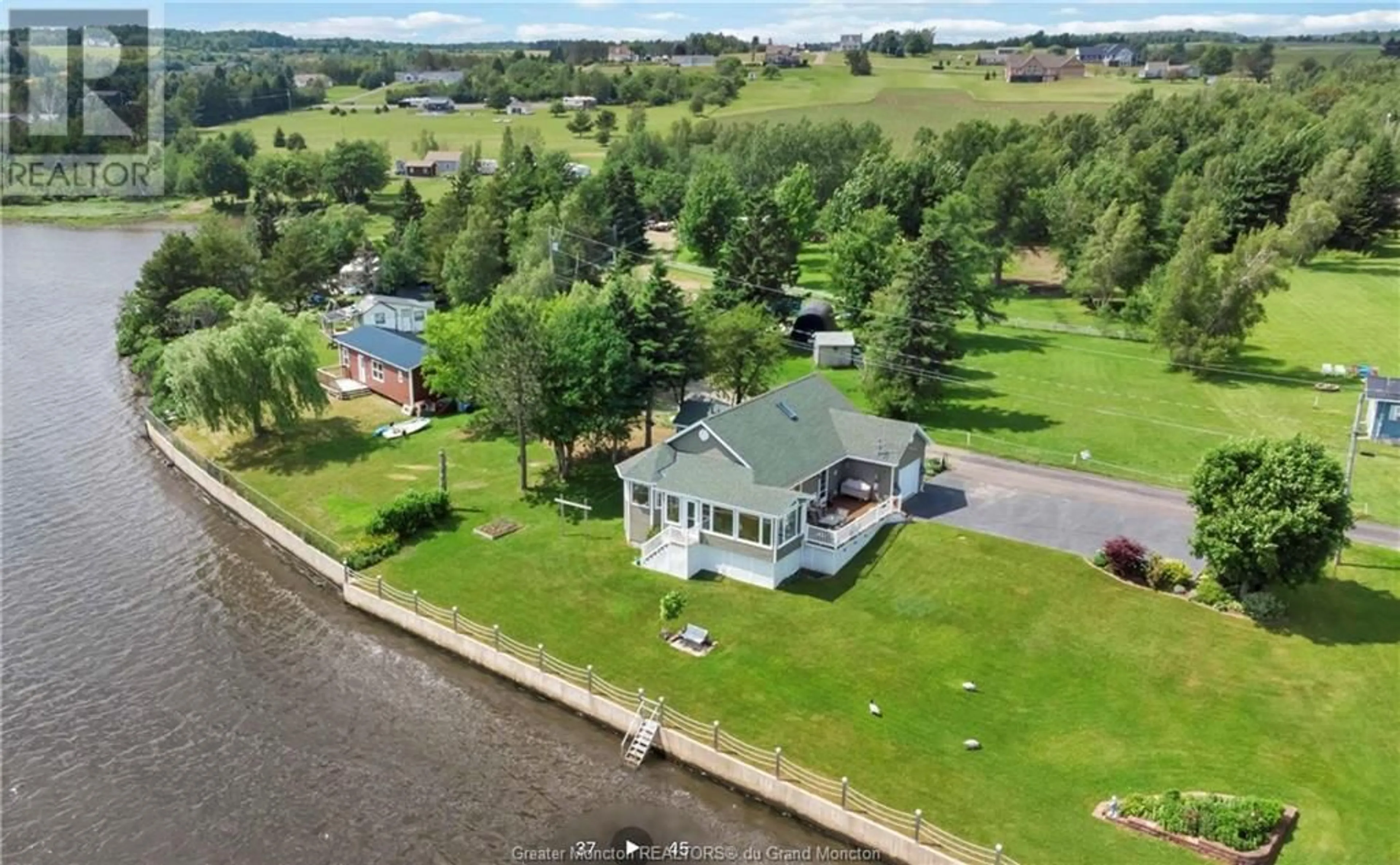 Cottage for 145 Cote A Victor, Sainte-Marie-de-Kent New Brunswick E4S1S1