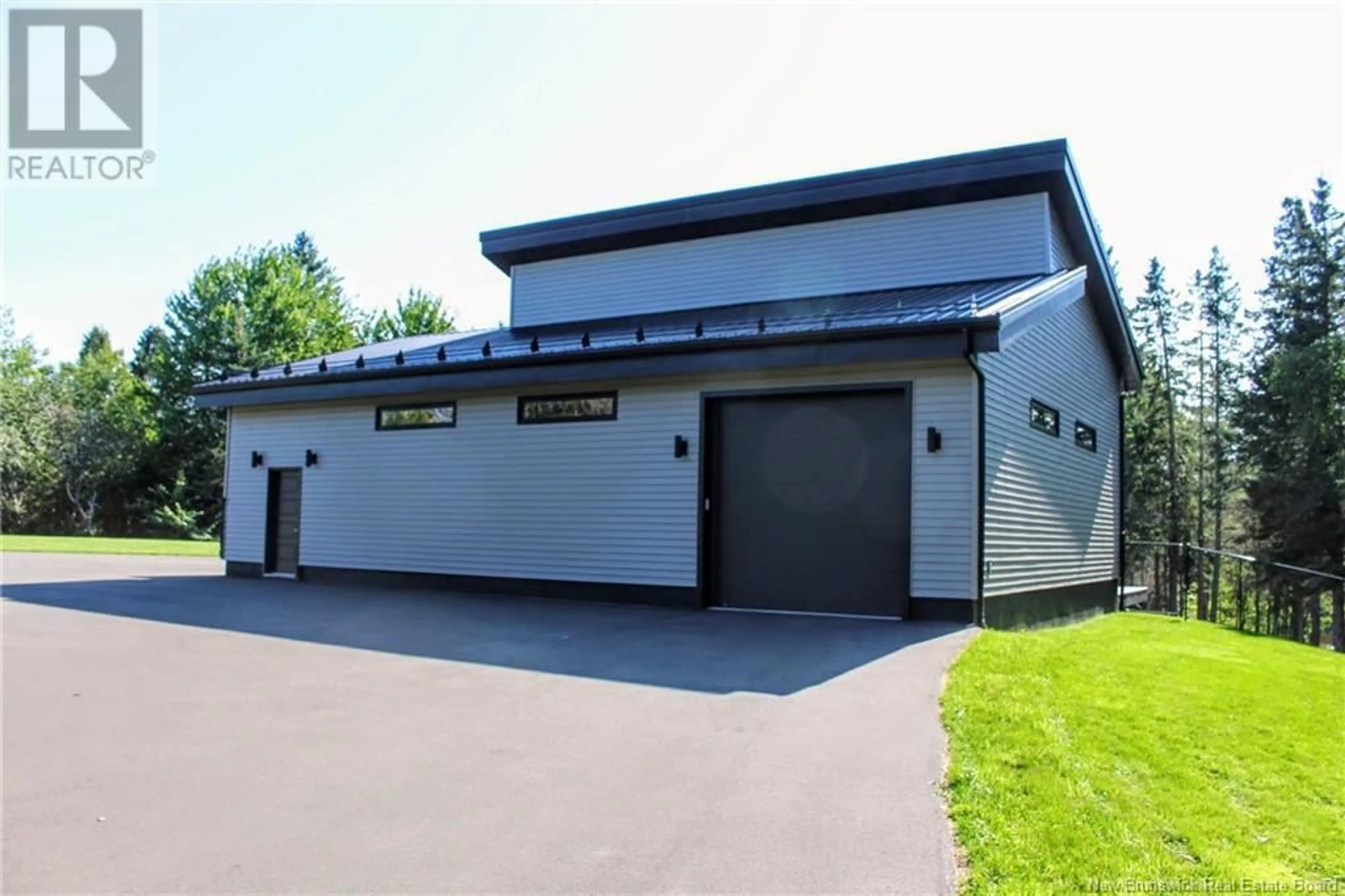 Indoor garage for 19 GALLANT BRANCH ROAD, Cormier Village New Brunswick E4P5X3