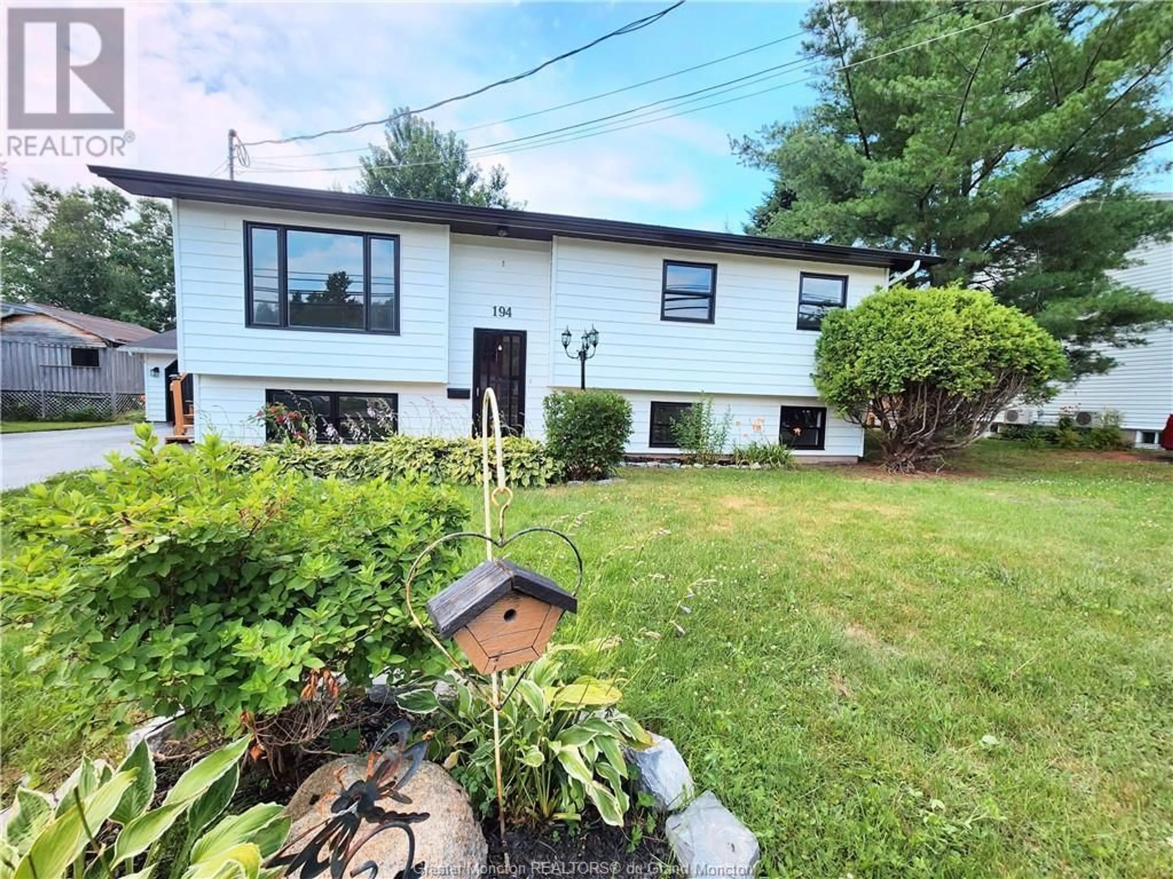 Frontside or backside of a home, cottage for 194 Thomas Street, Dieppe New Brunswick E1A2C2