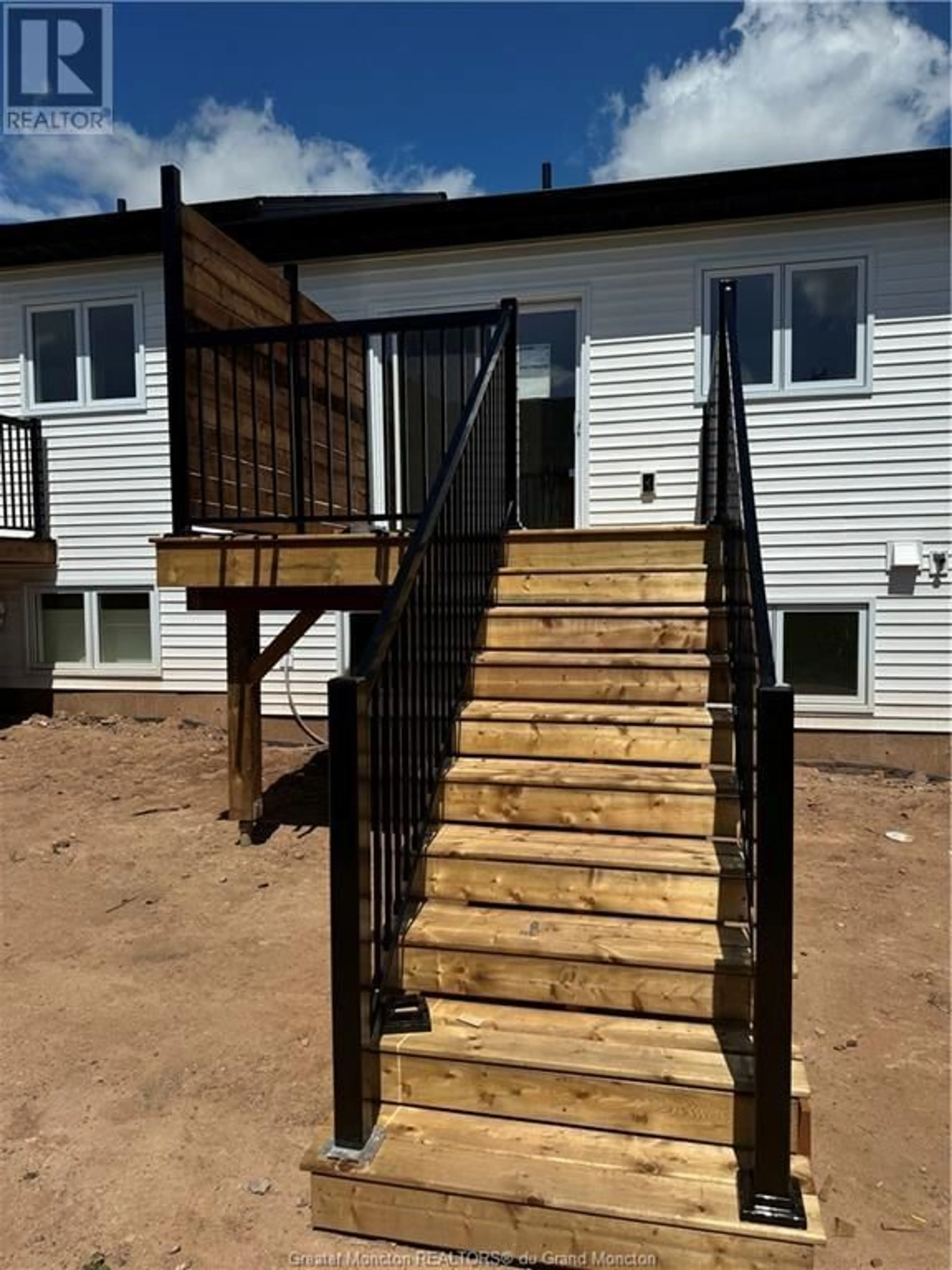 Stairs for 188 ERNEST, Dieppe New Brunswick E1A4T2