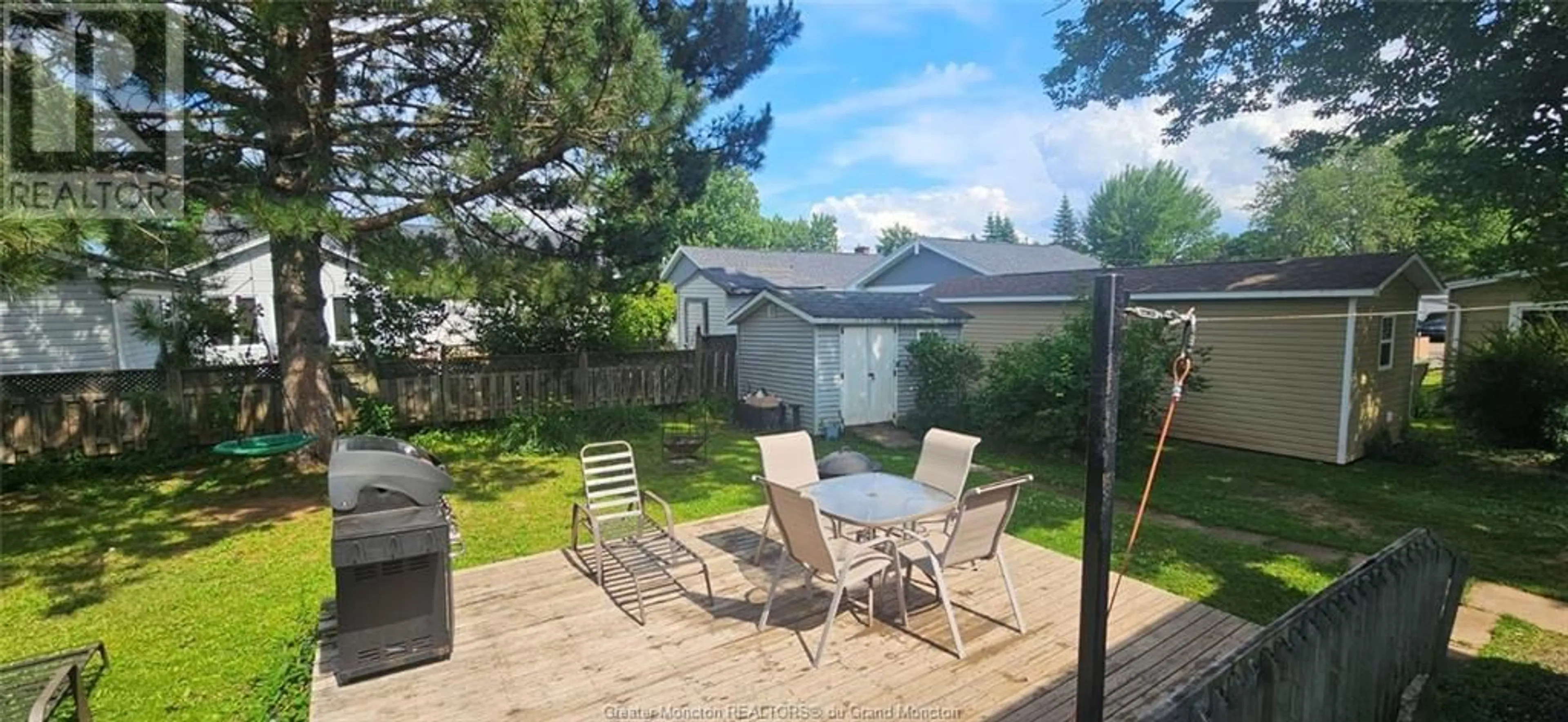 Patio for 716 Yale, Riverview New Brunswick E1B2C2