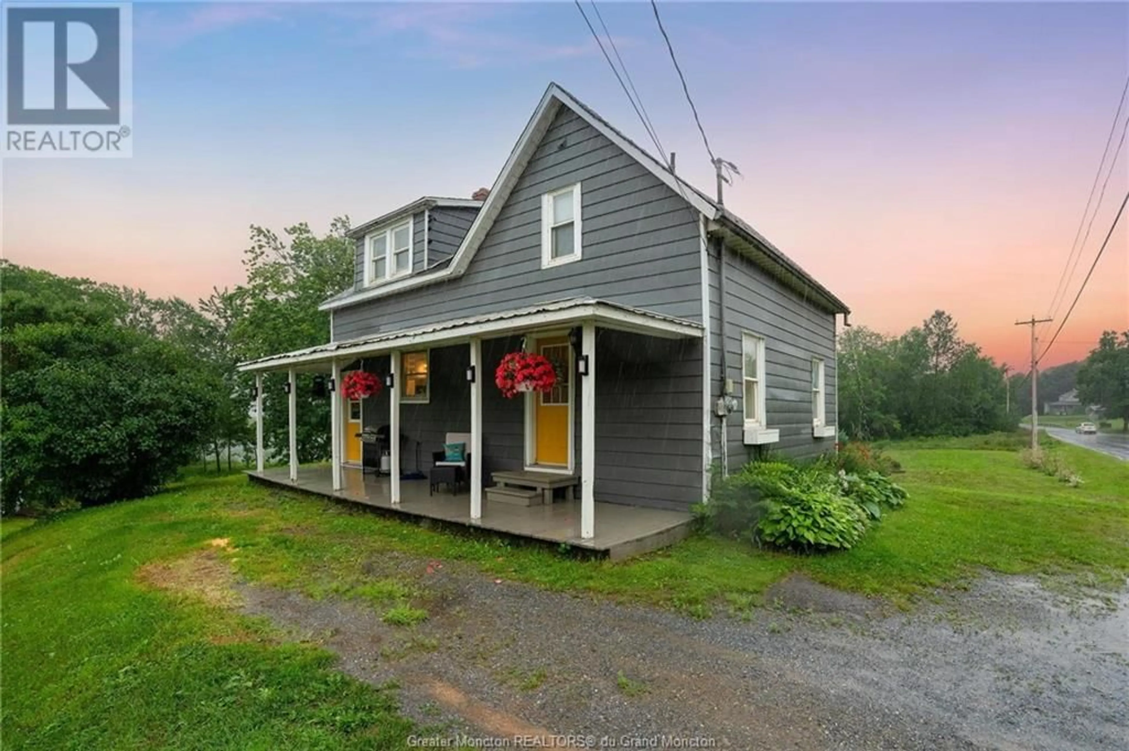 Cottage for 2073 Route 124, Springfield New Brunswick E5T2R8