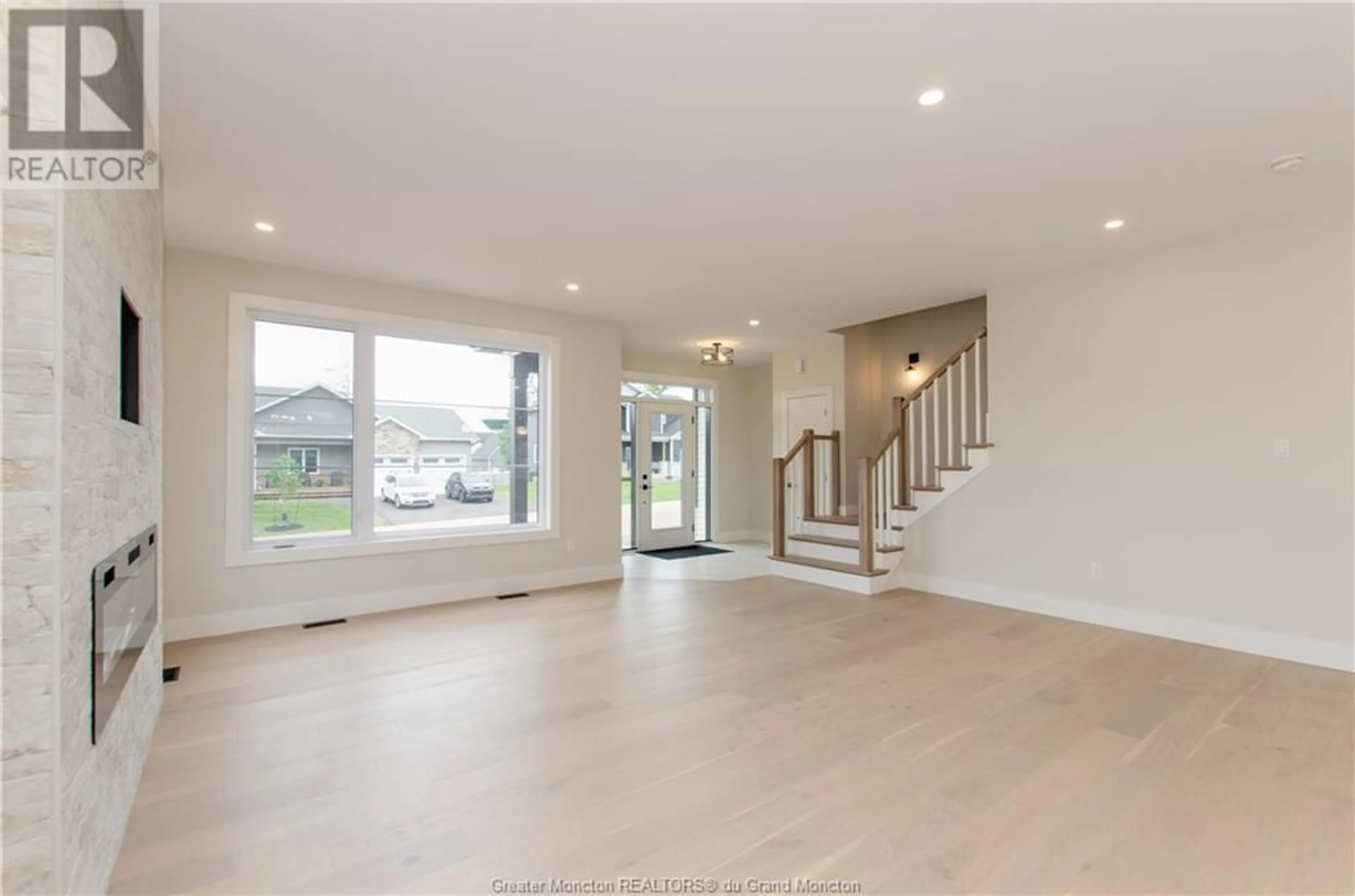 Indoor foyer, wood floors for 9 Balfour Court, Moncton New Brunswick E1G0P2