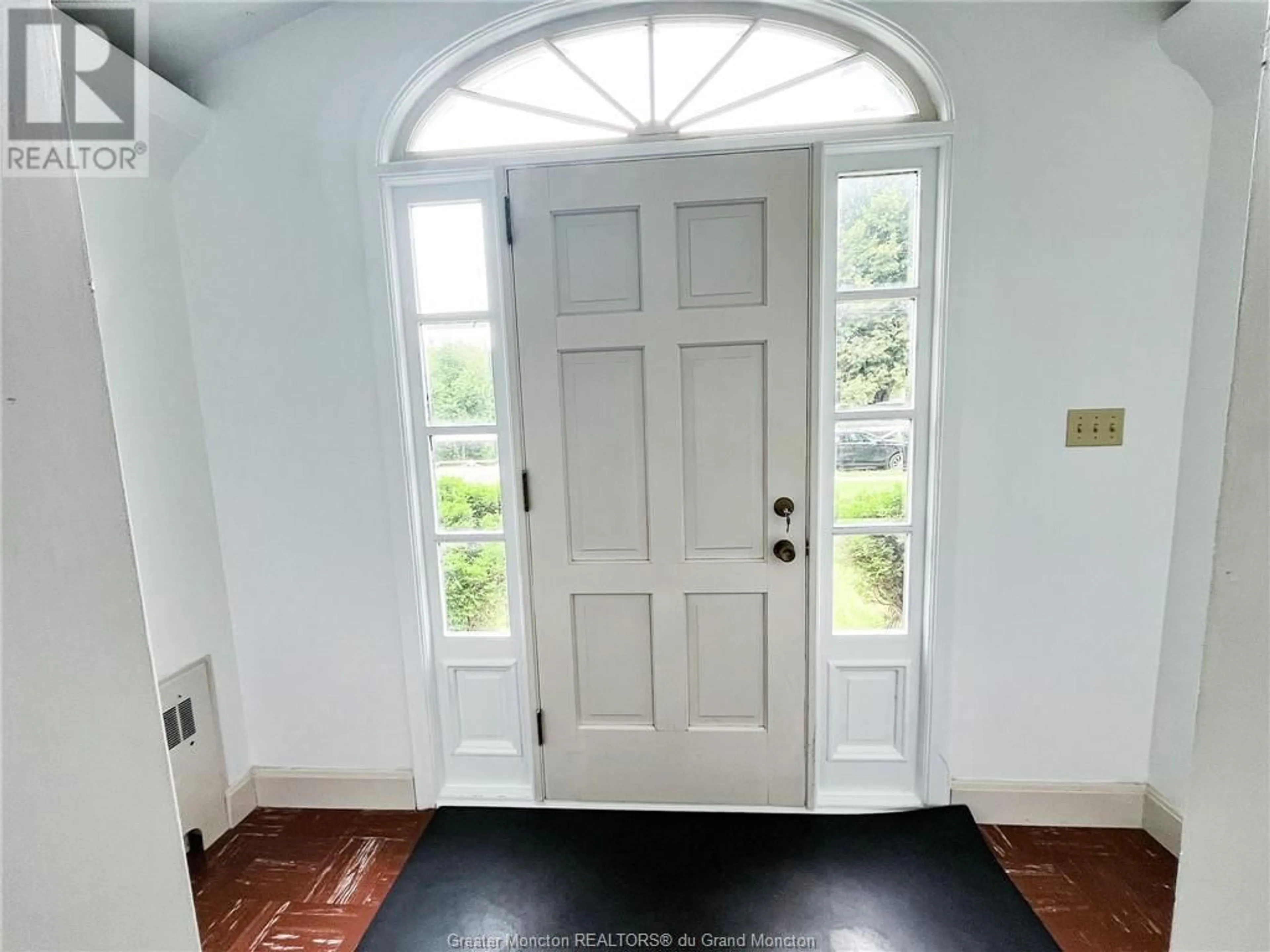 Indoor entryway, wood floors for 11 Charles Street, Sackville New Brunswick E4L3S2