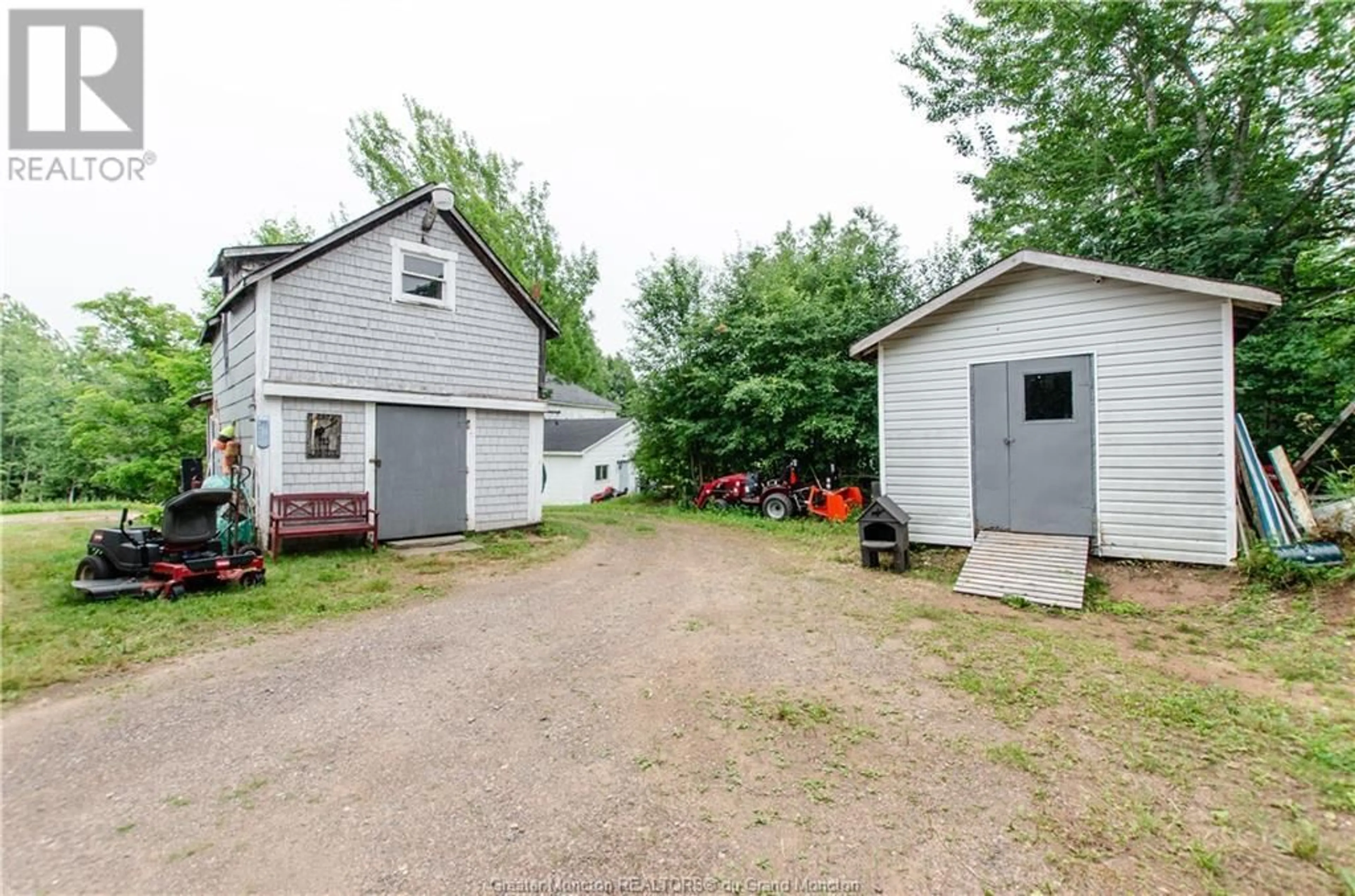 Shed for 60 Fairview AVE, Hillsborough New Brunswick E4H2T6