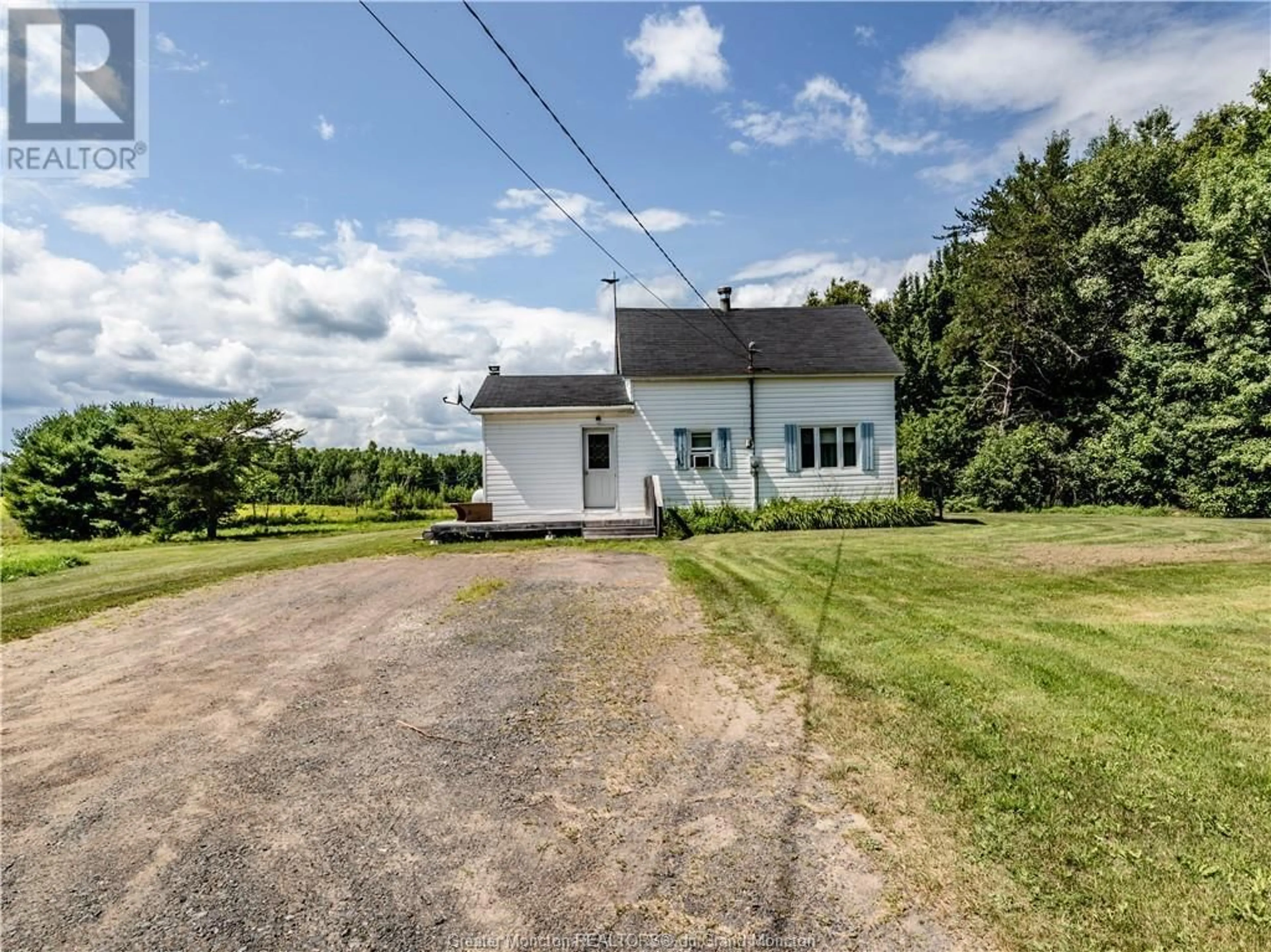 Cottage for 7739 Route 116, Bass River New Brunswick E4T1L1