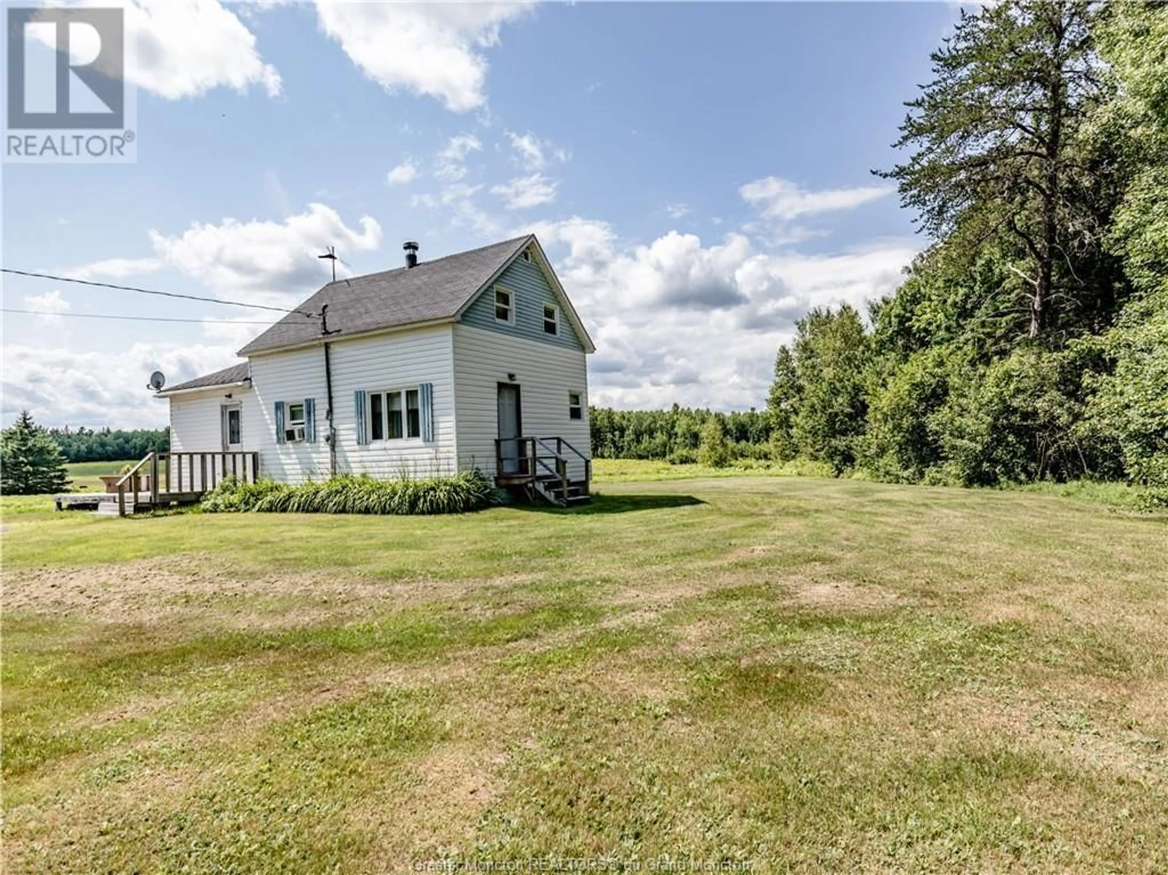 Cottage for 7739 Route 116, Bass River New Brunswick E4T1L1