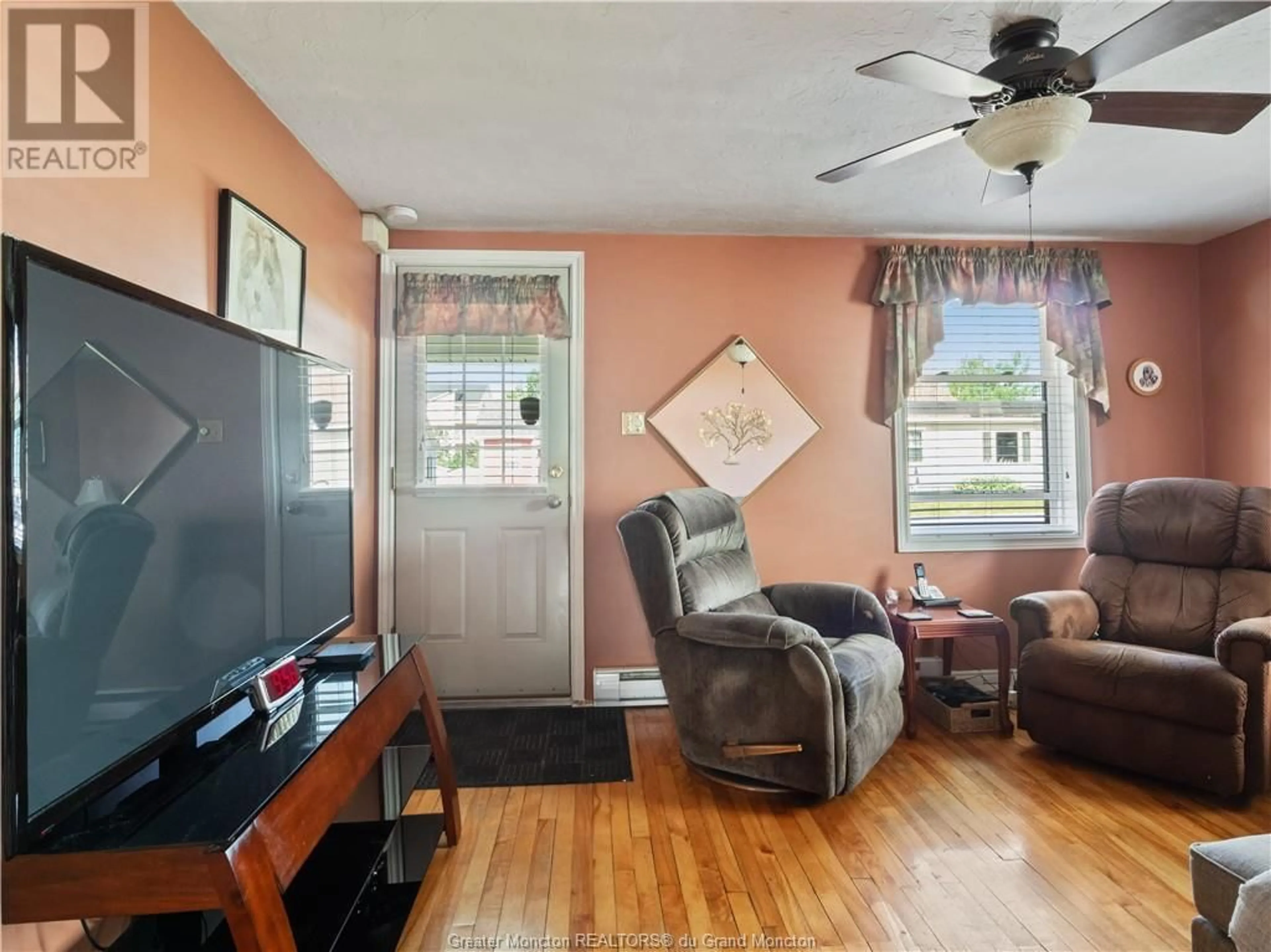 Living room for 22 Airport DR, Dieppe New Brunswick E1A2G2