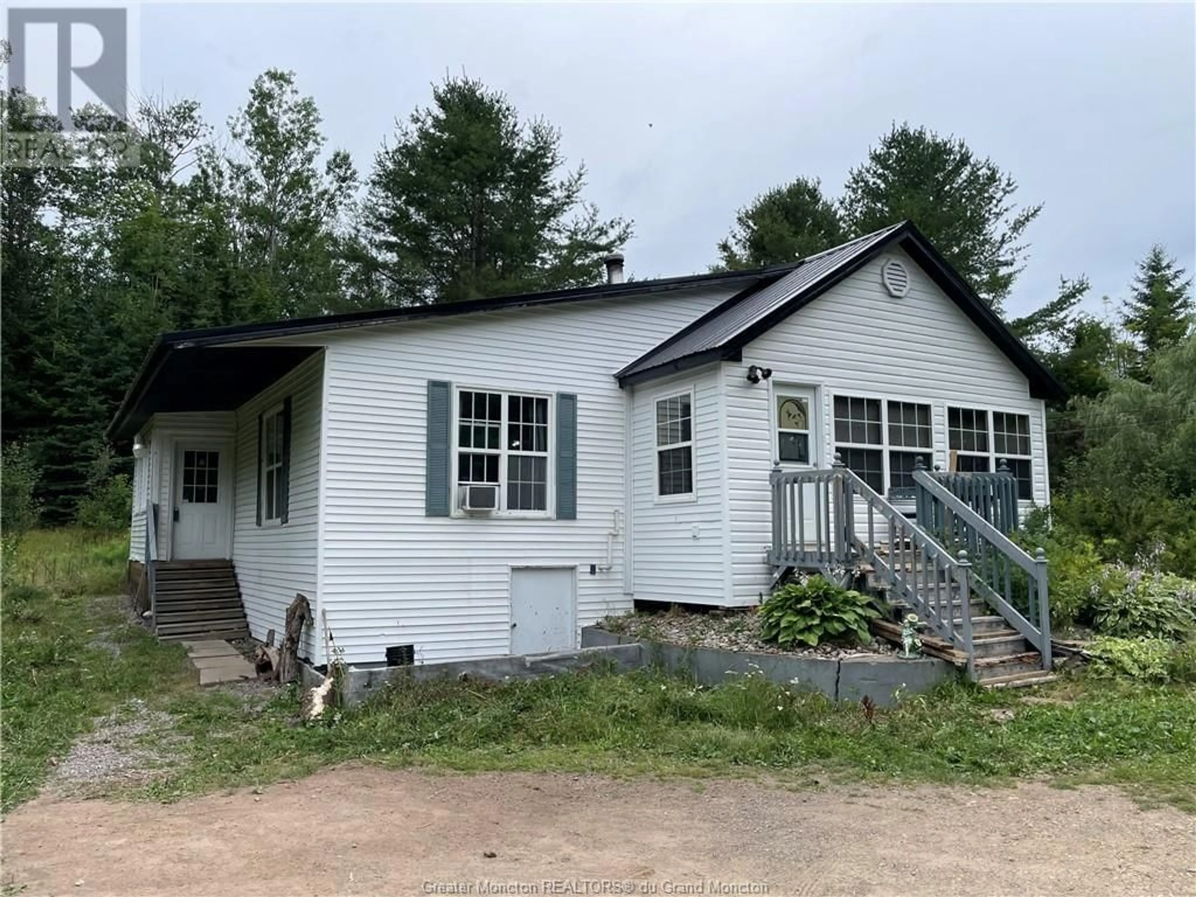 Cottage for 75 Beech Hill RD, Weldon New Brunswick E4H4N4