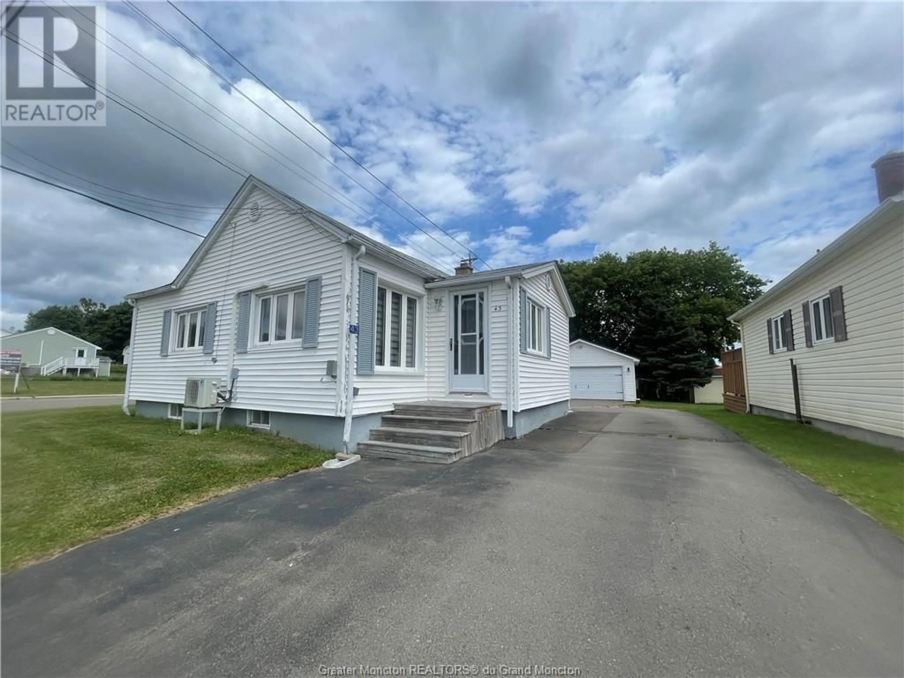 Outside view for 43 St Jean Baptiste, Bouctouche New Brunswick E4S3W1
