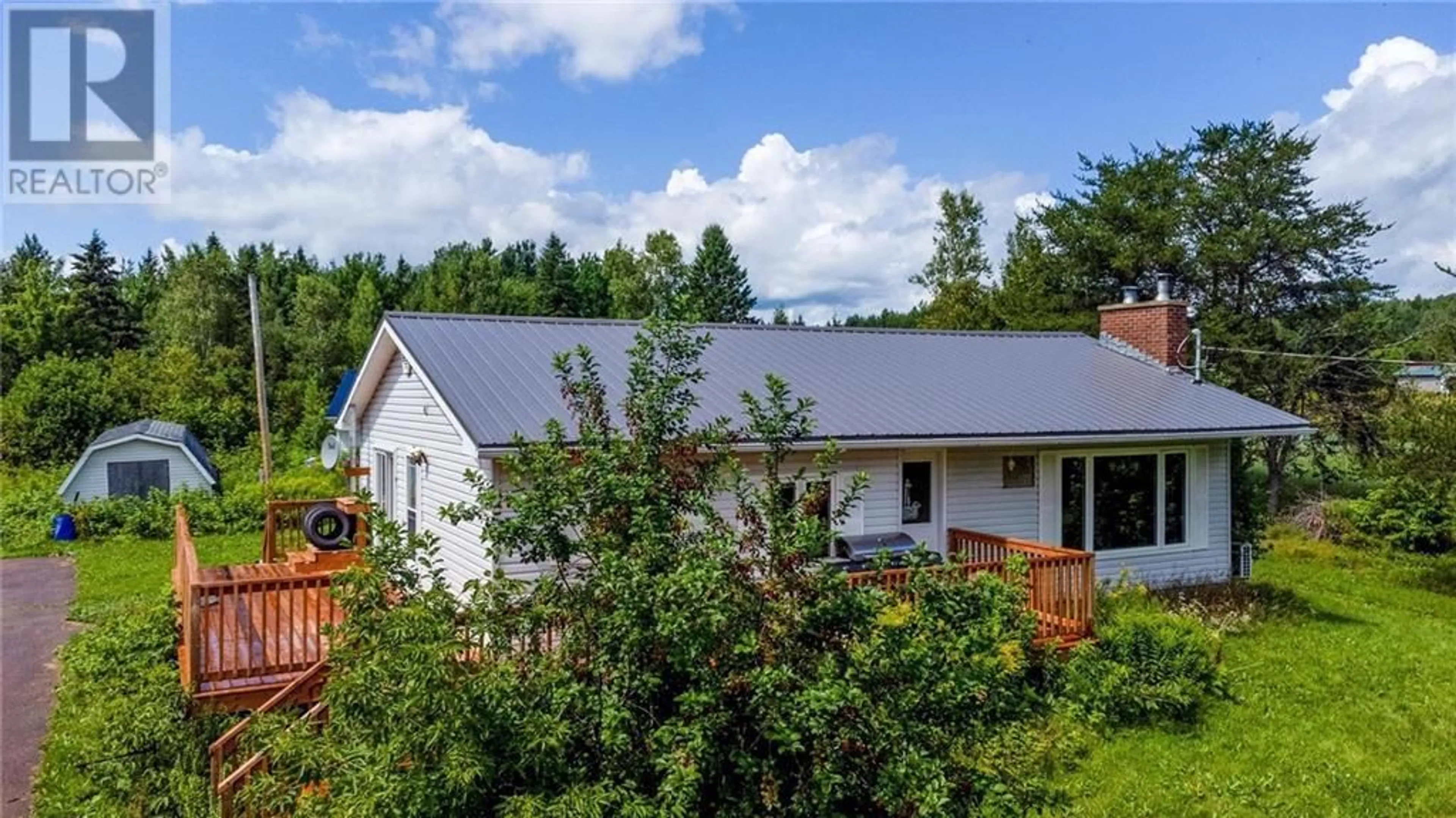 A pic from outside/outdoor area/front of a property/back of a property/a pic from drone, unknown for 6912 RTE 515 ROUTE, Saint-Paul New Brunswick E4T3R1