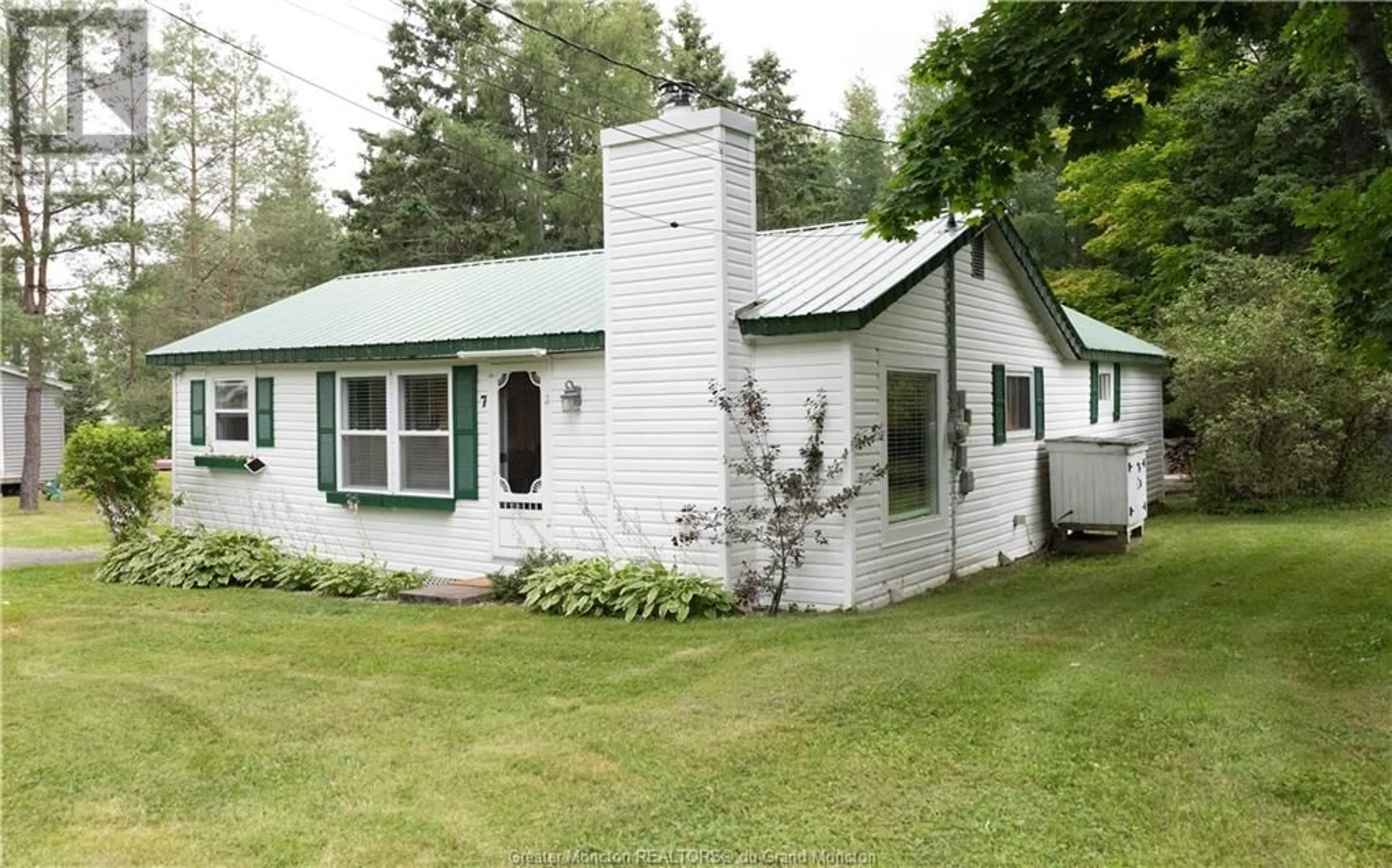 Cottage for 7 Jones RD, Shediac Bridge New Brunswick E4R1L4