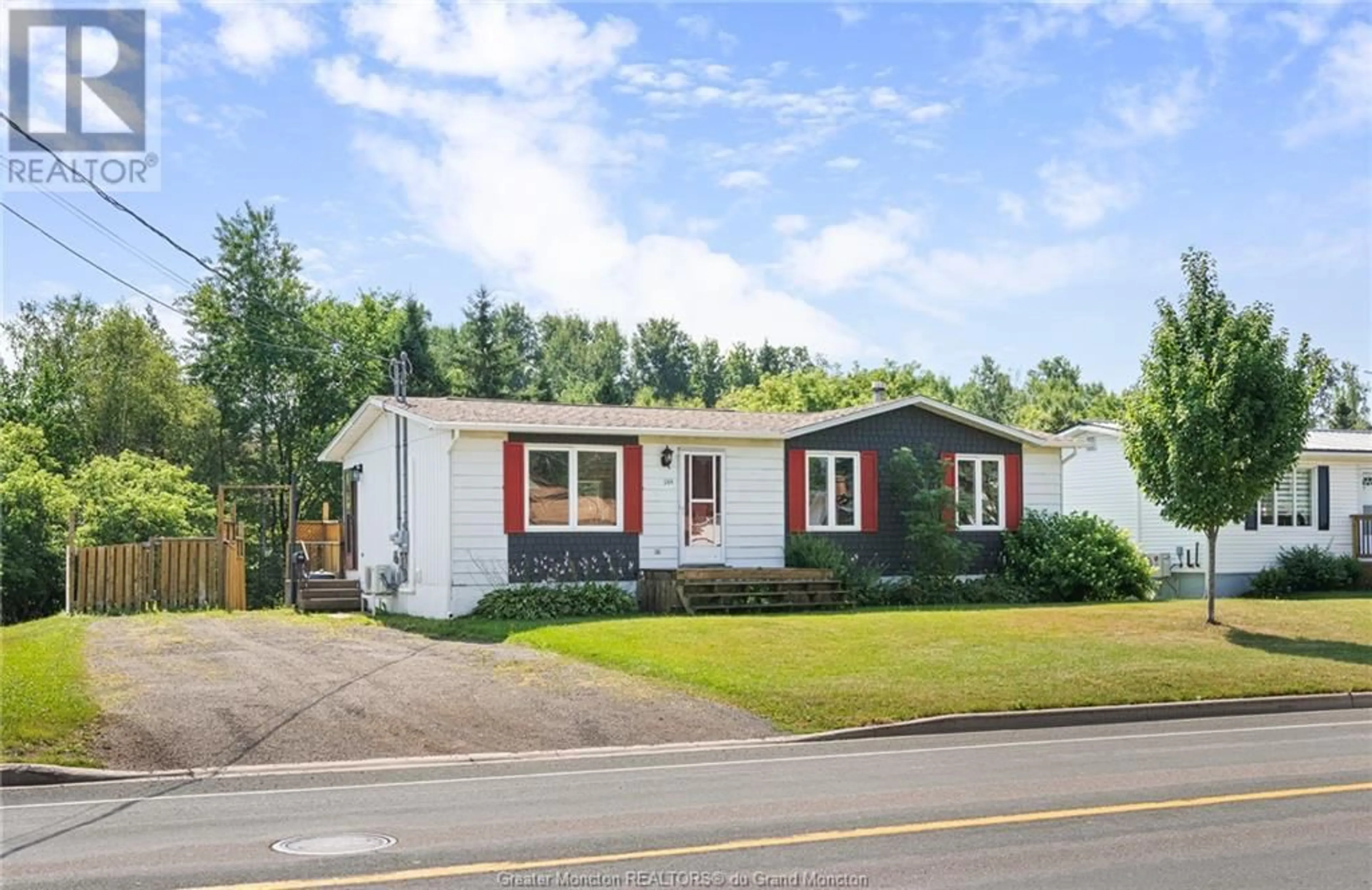 Cottage for 584 Chartersville RD, Dieppe New Brunswick E1A1K6