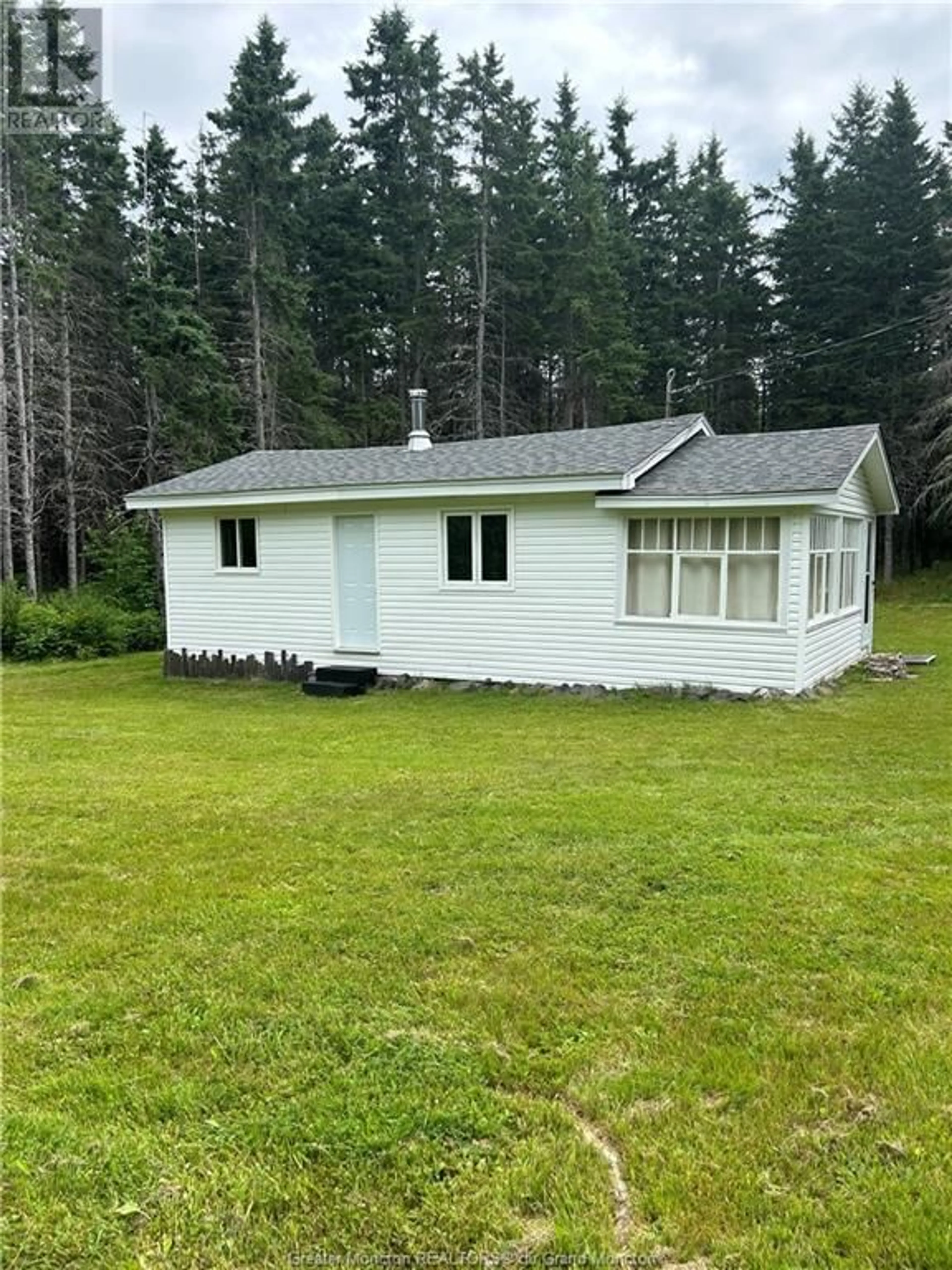 Cottage for 25 Arthur Symes Lane, Beersville New Brunswick E4T0E8