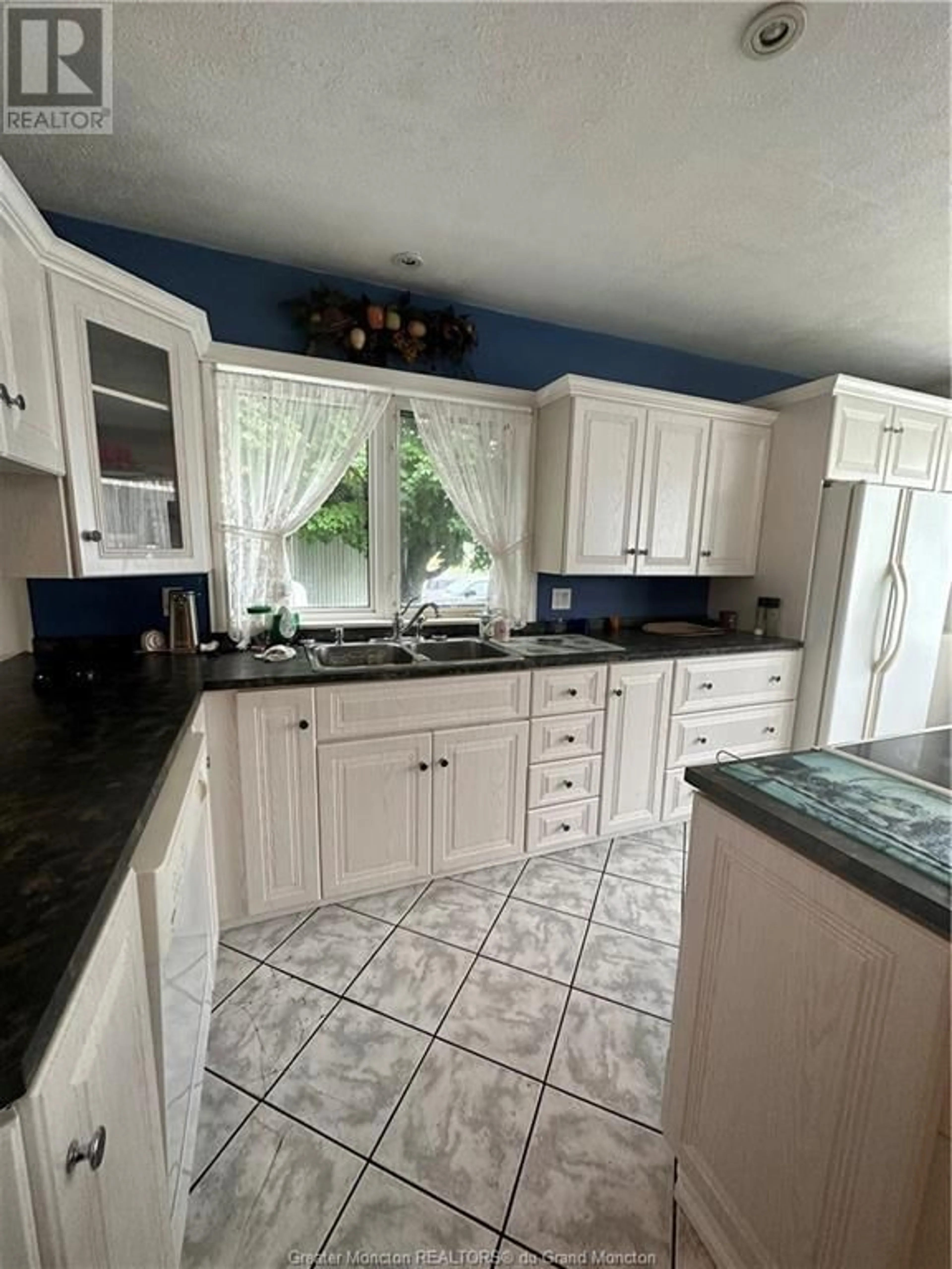 Kitchen, ceramic floors, cottage for 513 Tobique Road, Grand Falls New Brunswick E3Y1B5