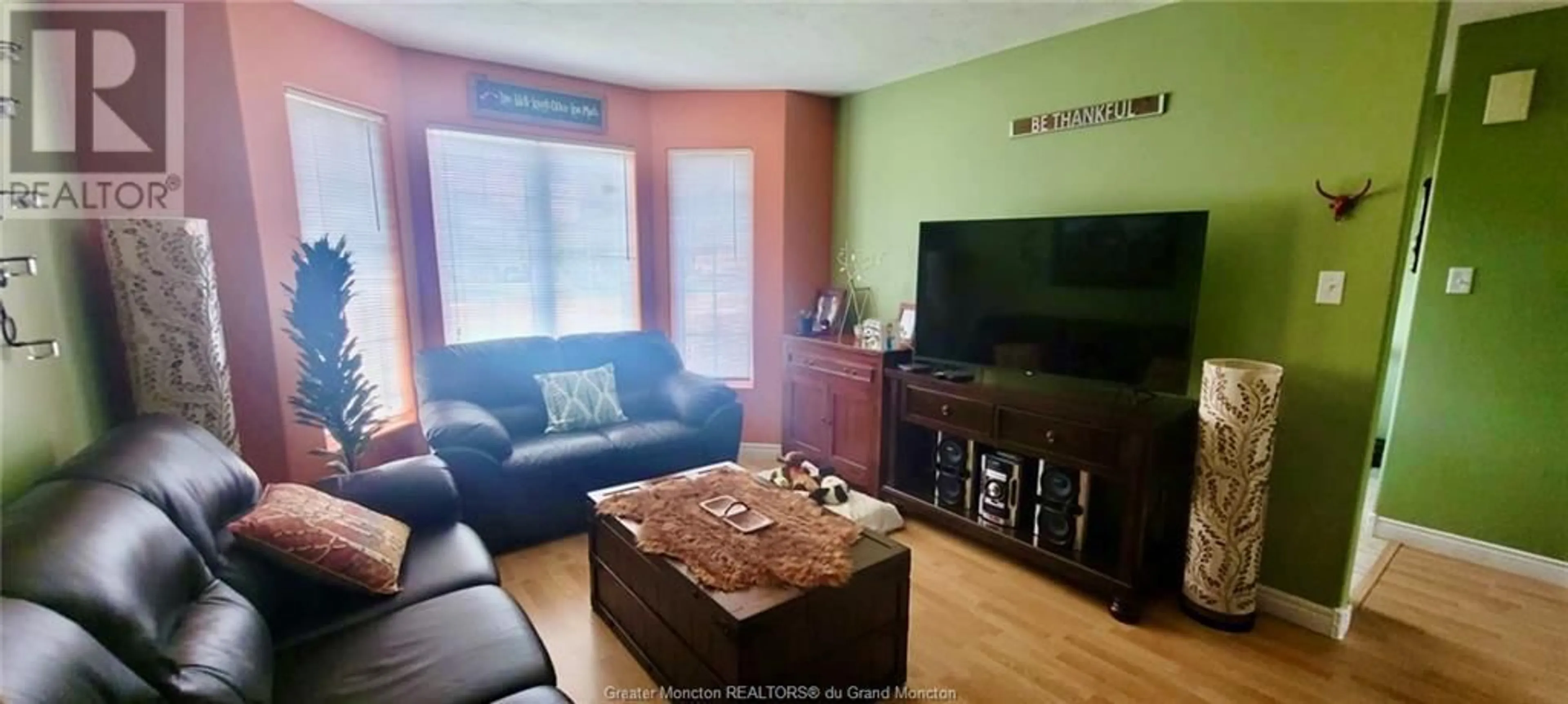 Living room for 10 Inglis, Shediac New Brunswick E4P8T1