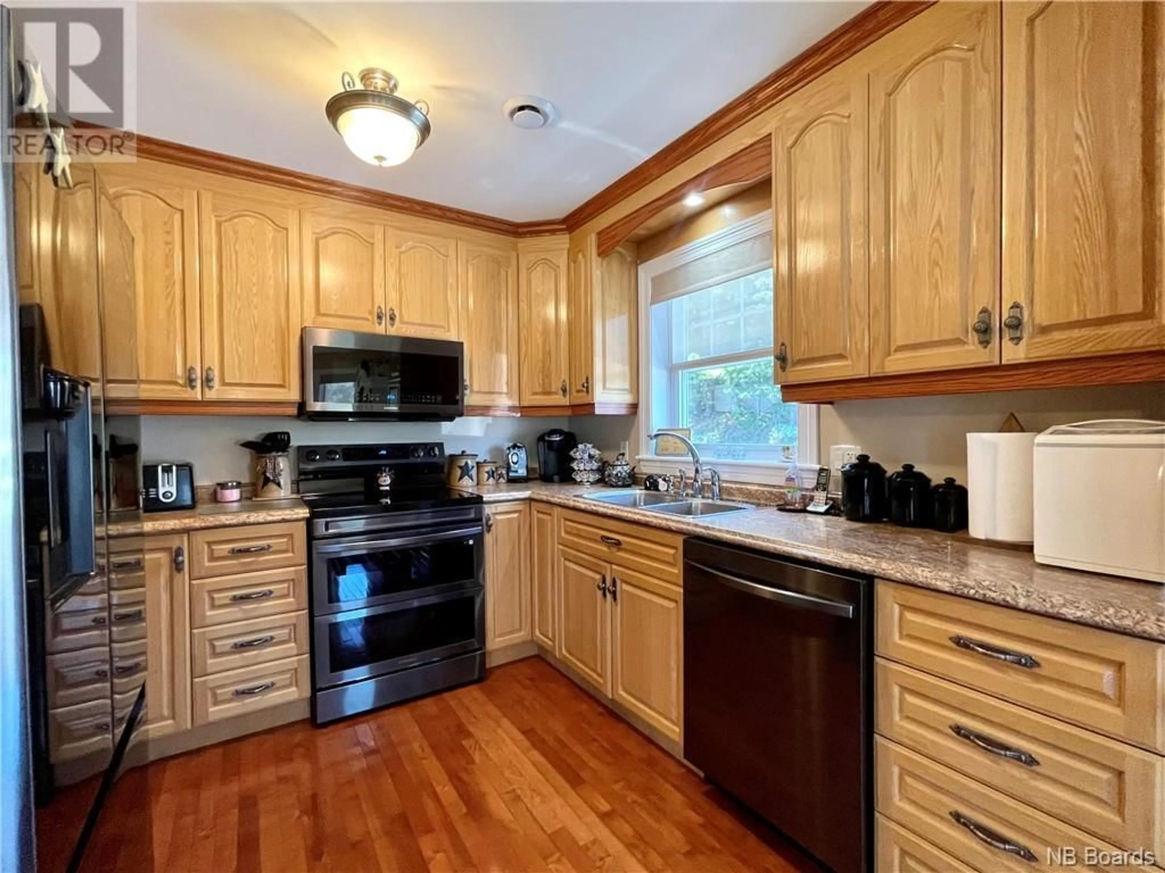 Kitchen, wood floors, cottage for 46 Gabourie Road, Edmundston New Brunswick E3V4N3