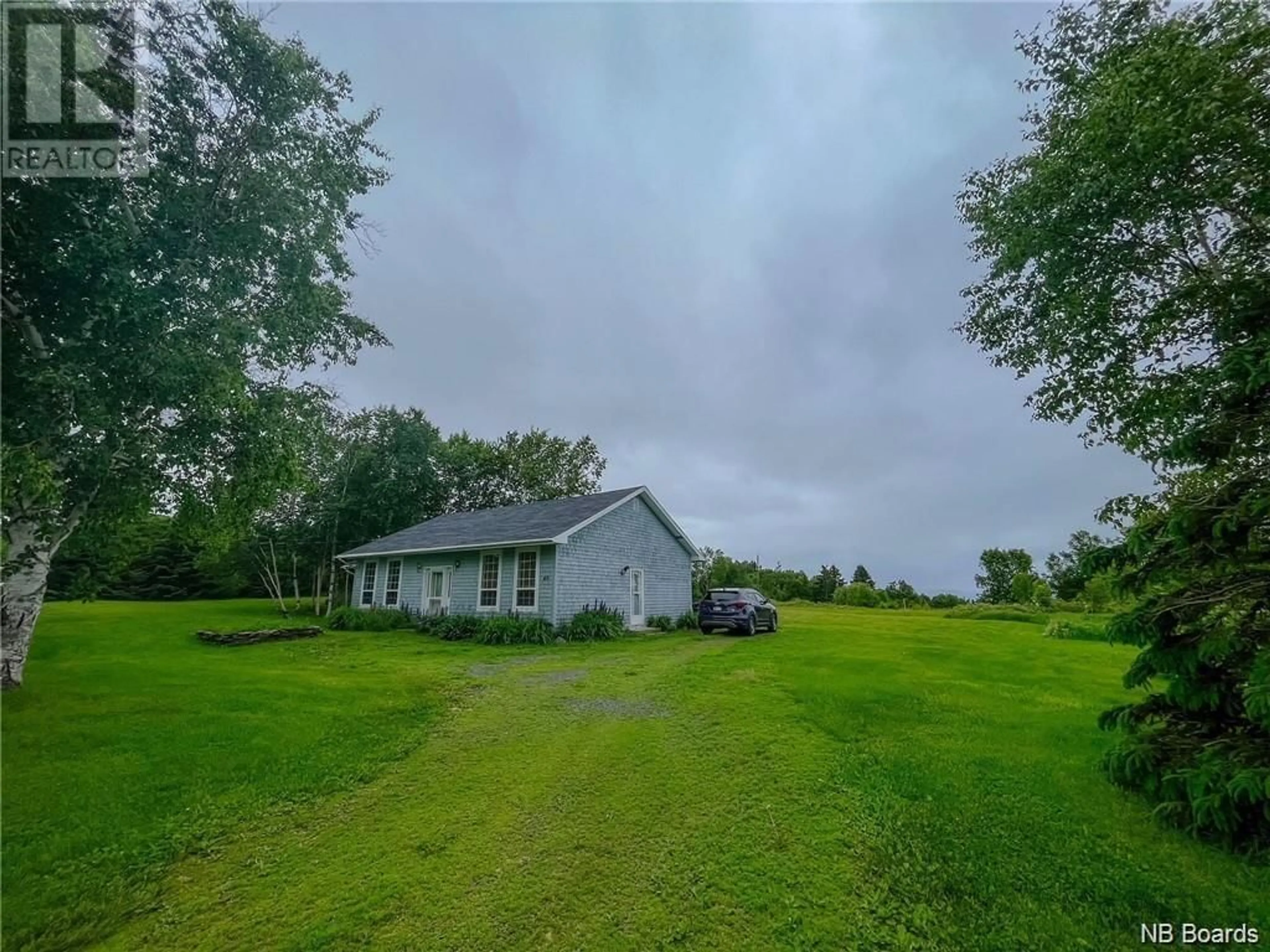 Cottage for 49 Black Point Road, Black Point New Brunswick E8G1P8