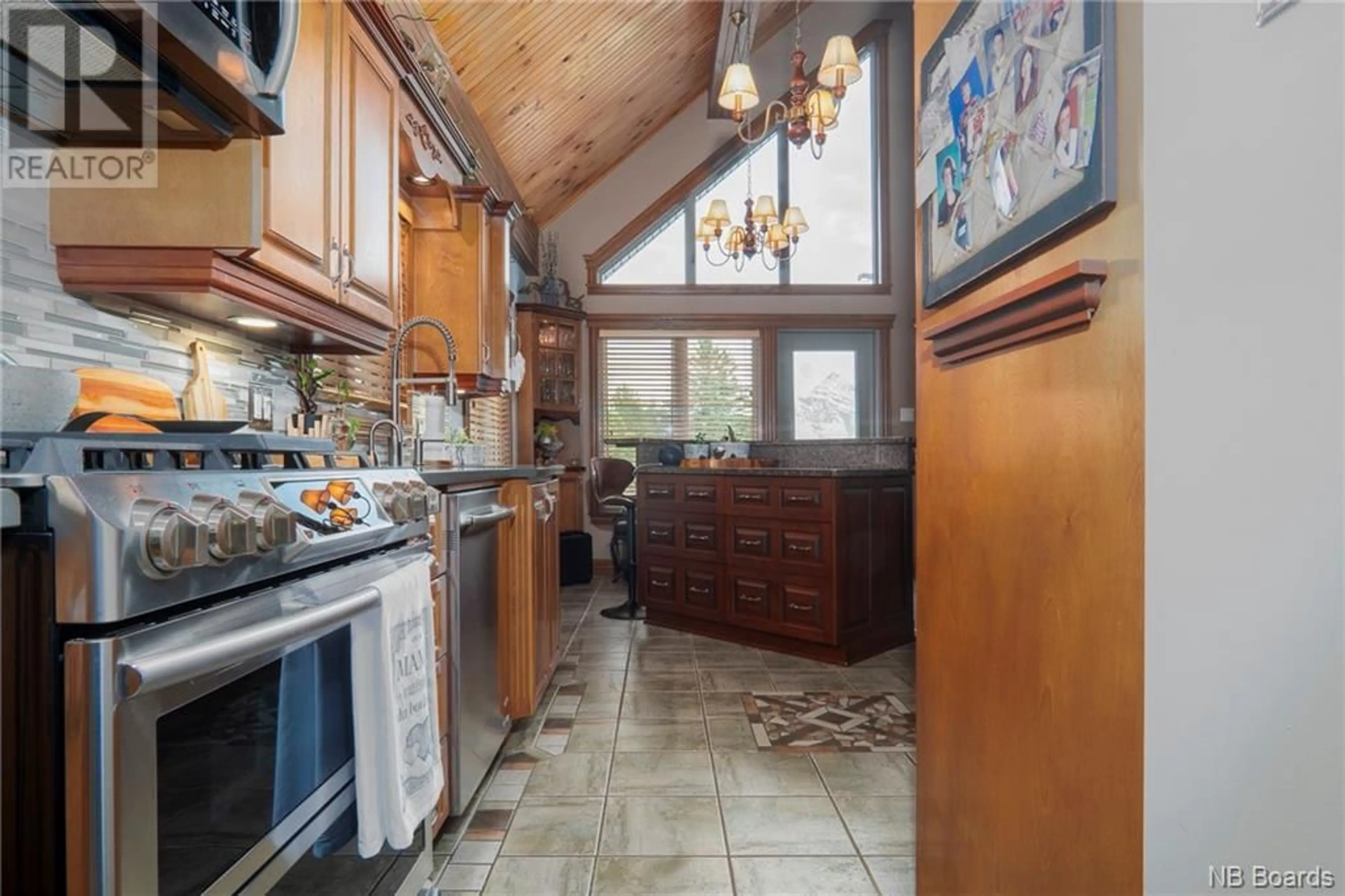 Open concept kitchen, ceramic/tile floor for 438 TITUS ROAD, Saint-Joseph-De-Madawaska New Brunswick E7B2S8