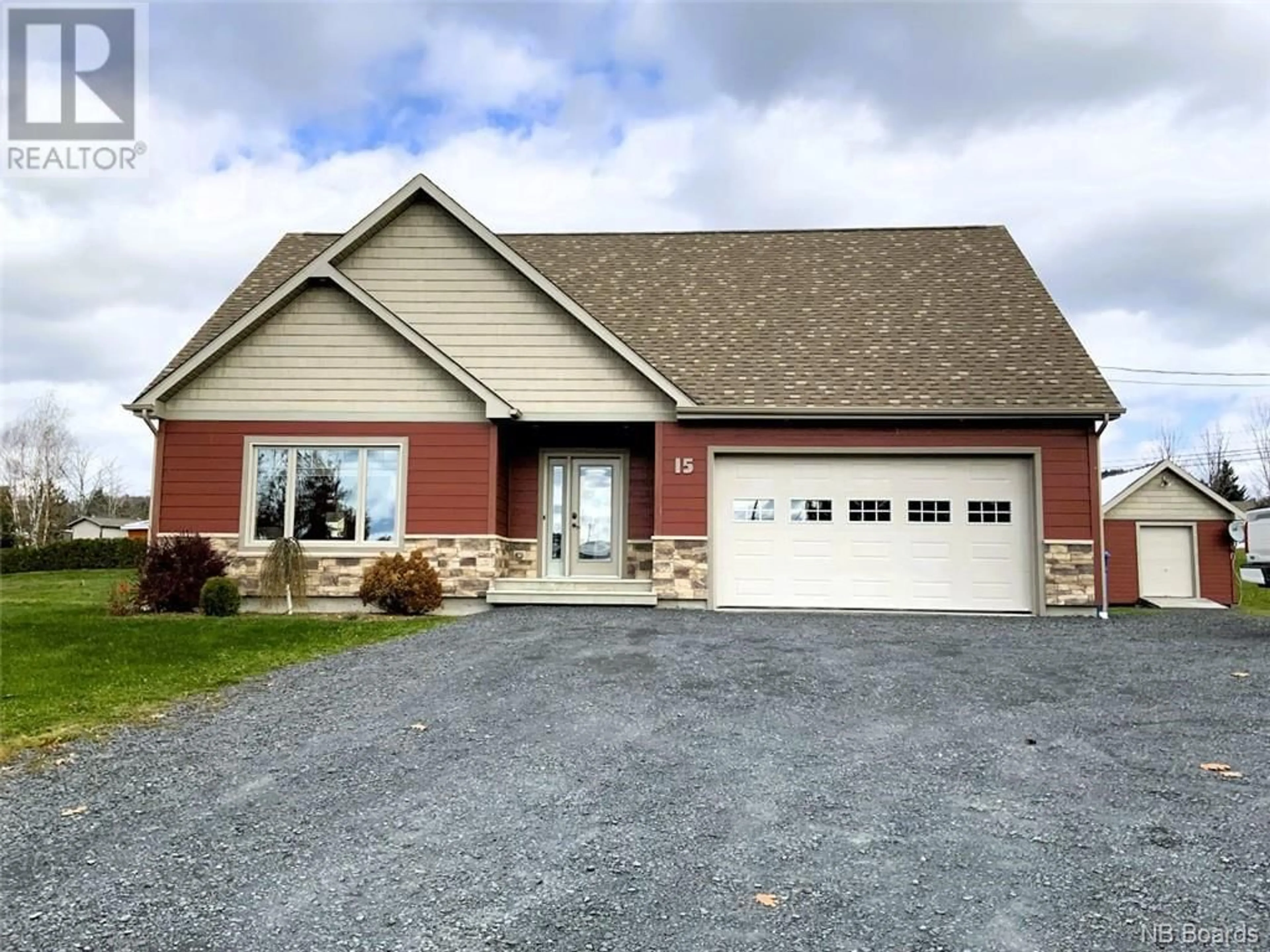 Home with brick exterior material for 15 Rue Beaulieu, Saint-Basile New Brunswick E7C1A5