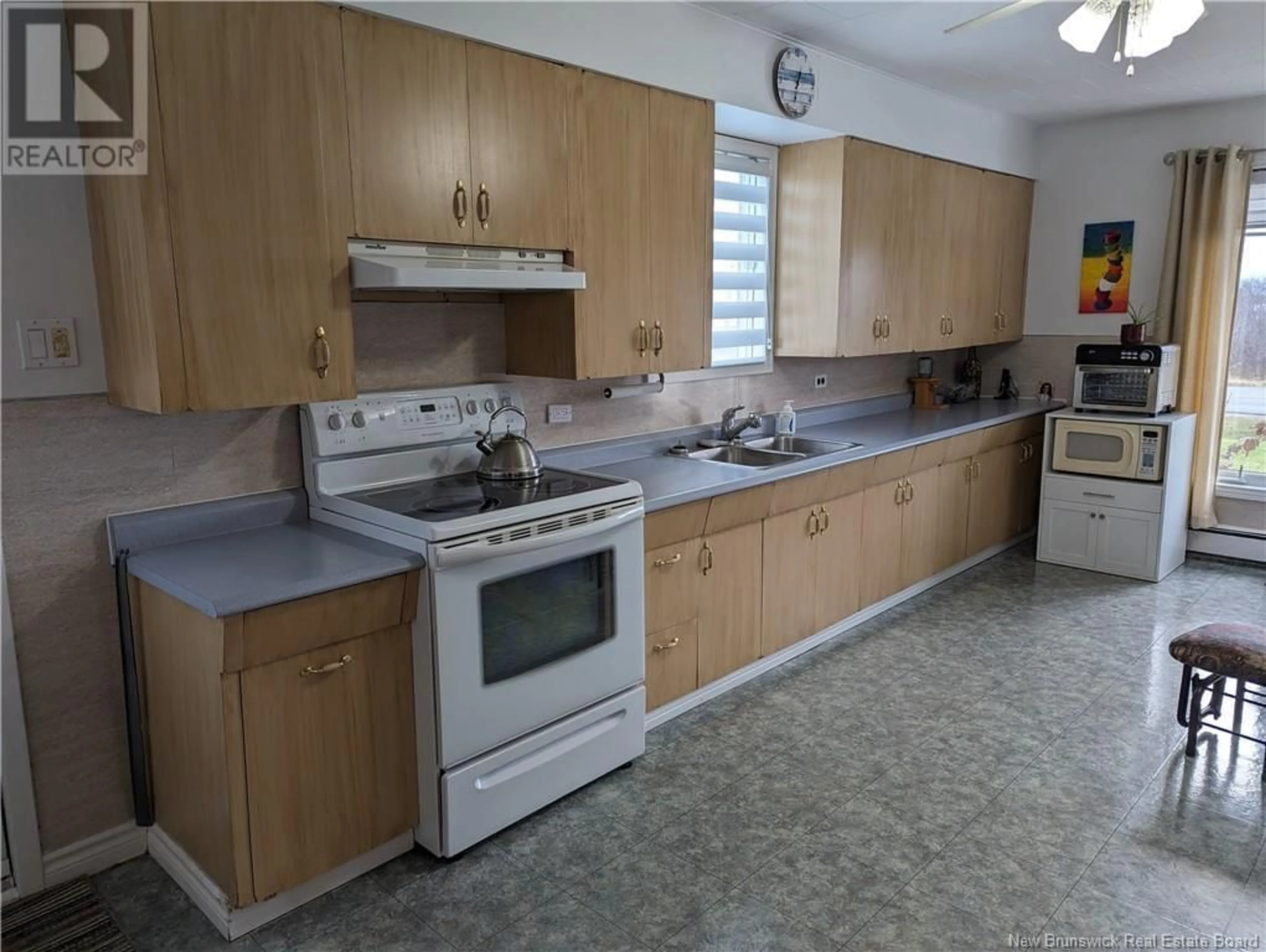 Standard kitchen, not visible floor, cottage for 6330 Route 313, Petite-Lamèque New Brunswick E8T2R3