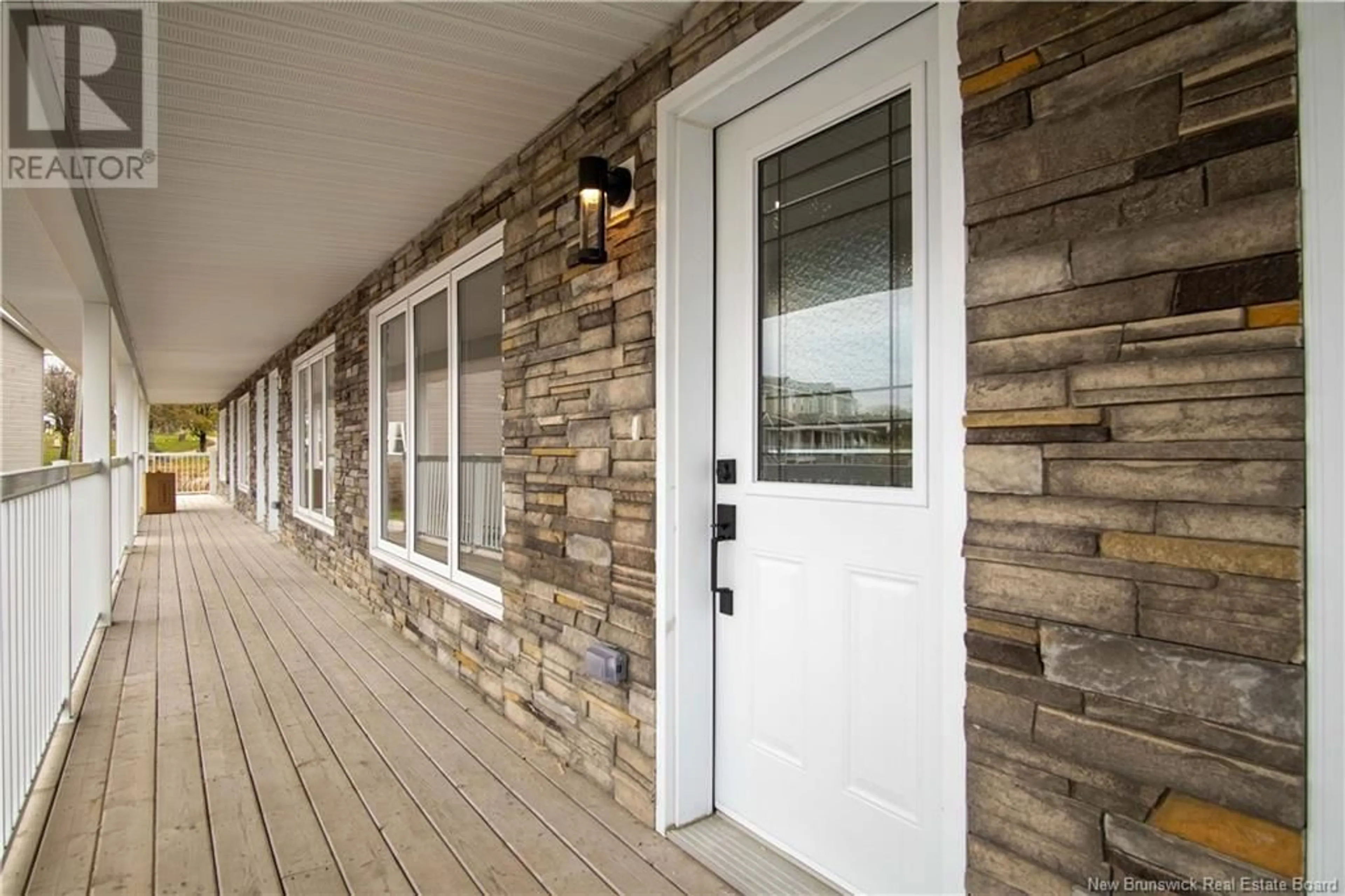 Indoor entryway, wood floors for 4 Rockingstone Drive, Saint John New Brunswick E2M0B5