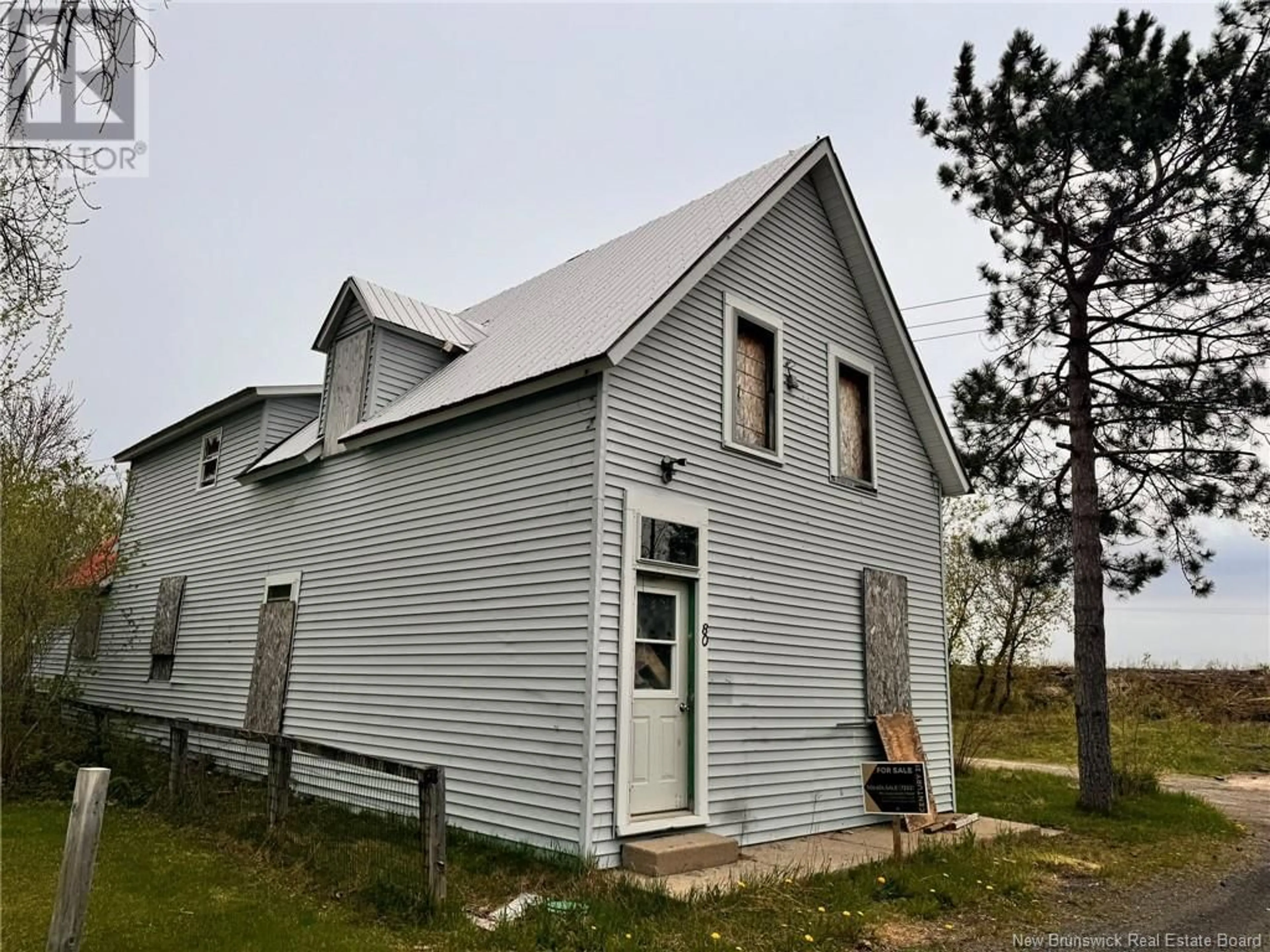 Frontside or backside of a home, the front or back of building for 80 Davidson Lane, Miramichi New Brunswick E1V2X1