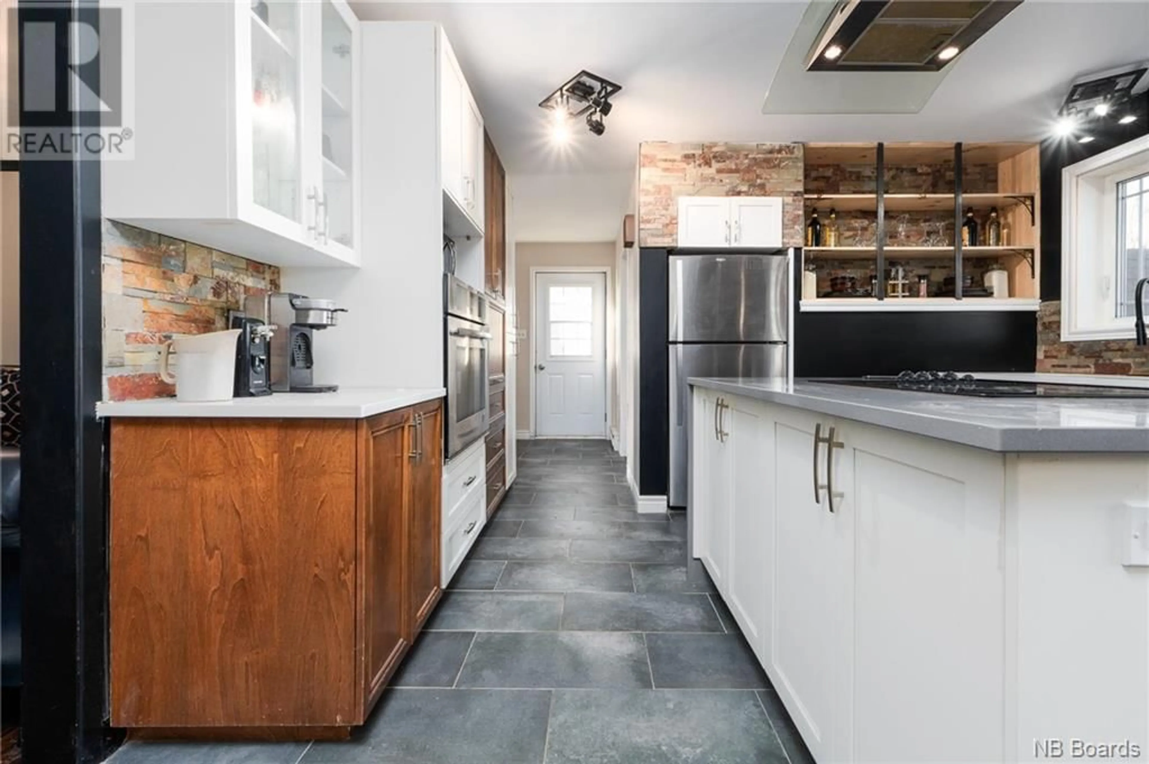 Contemporary kitchen, ceramic/tile floor for 124 34TH AVENUE, Edmundston New Brunswick E3V2T6