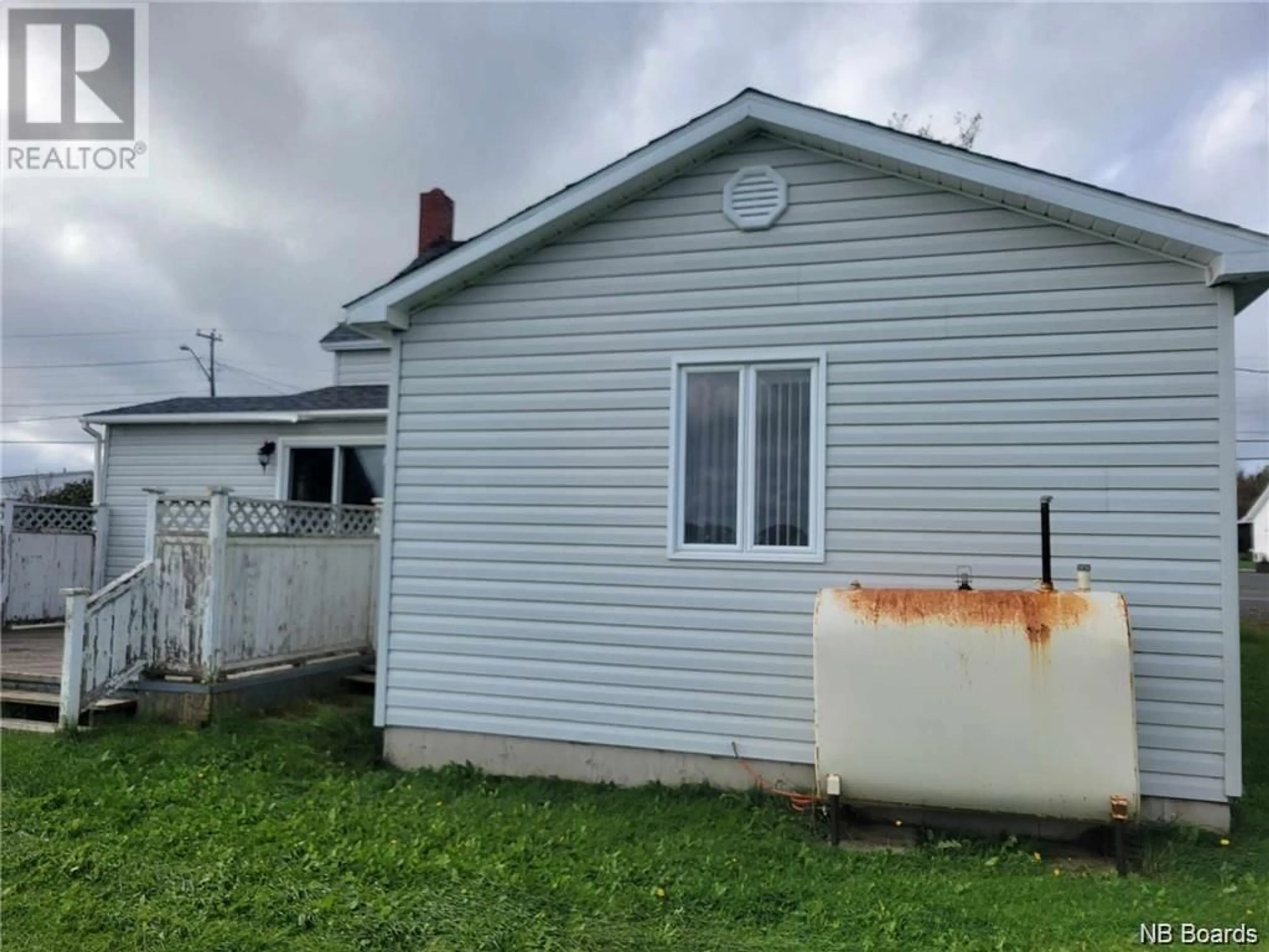 Frontside or backside of a home for 3248 Rue Brideau, Tracadie New Brunswick E1X1A5