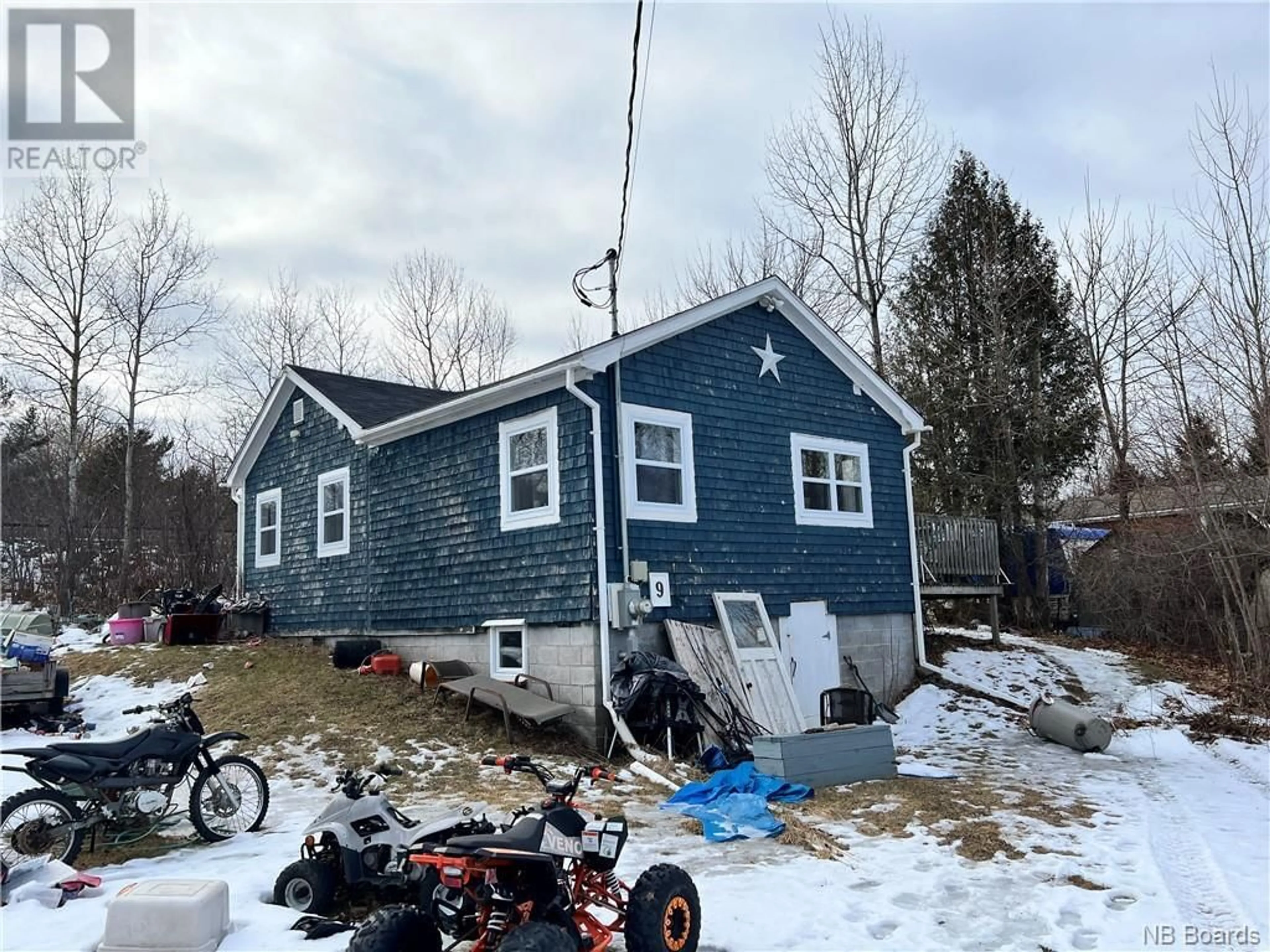 Home with unknown exterior material for 9 Bayview Road, Grand Bay-Westfield New Brunswick E5K1K7