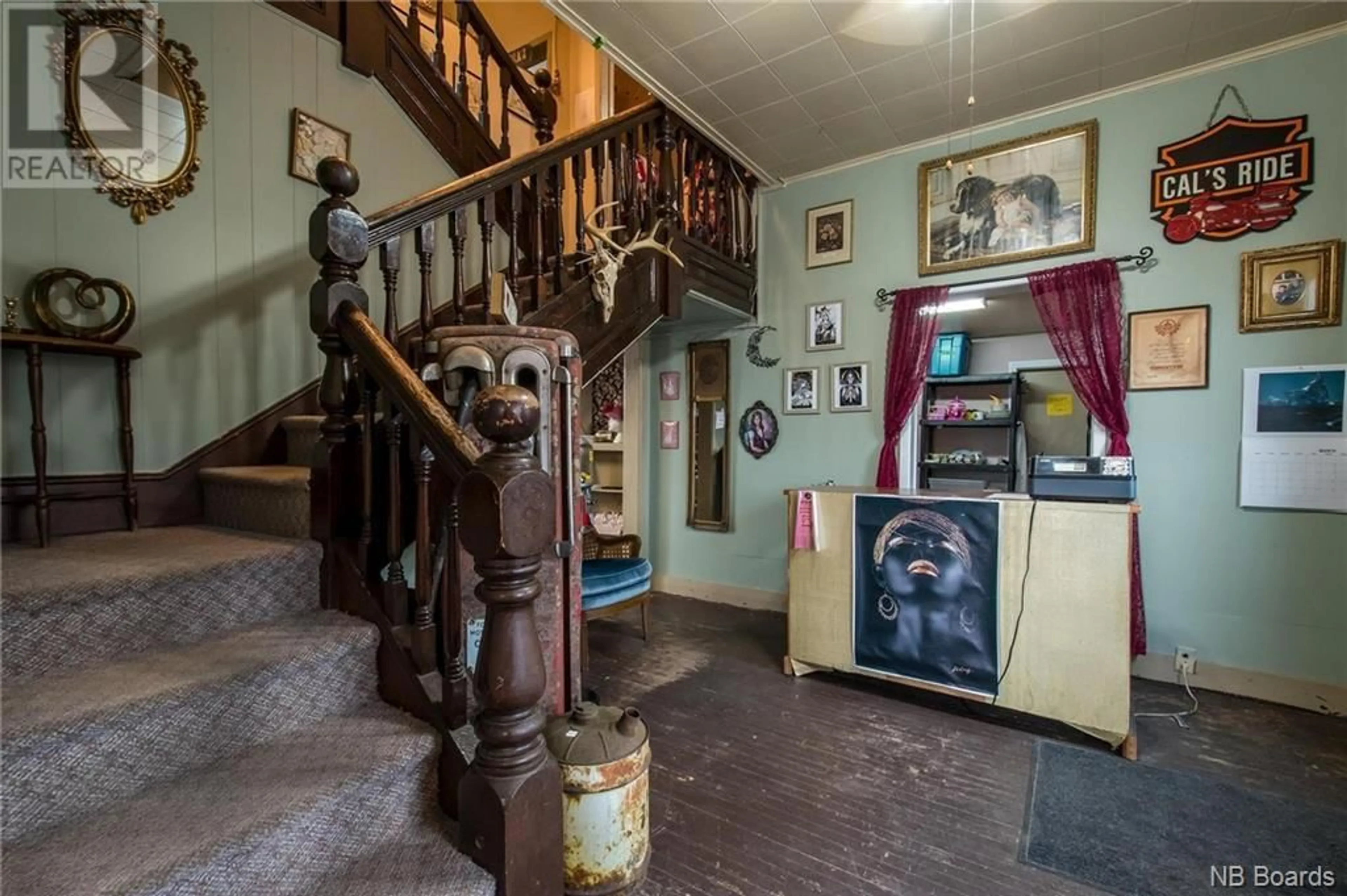 Indoor foyer for 242 Main Street, Hampton New Brunswick E5N6B8